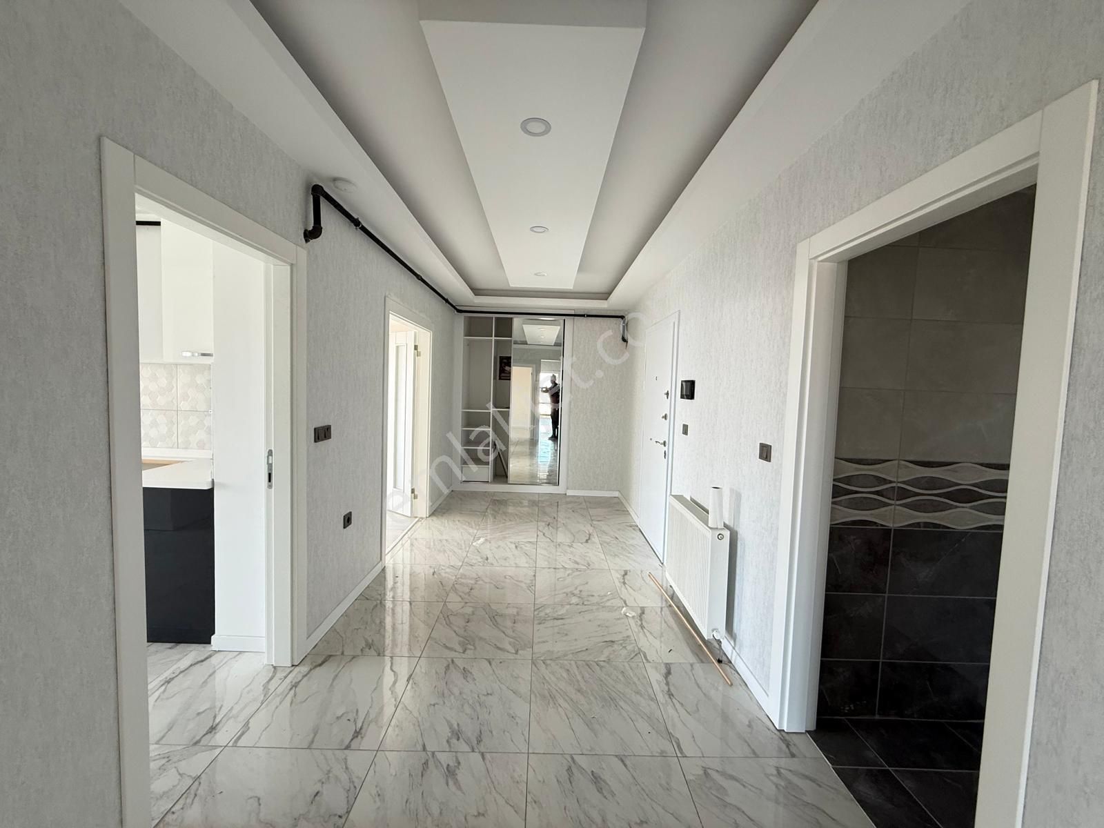 Gökçe Emlak'tan Kiralık Full Yapılı Önü Açık 4+1 10.kat 185m² - Görsel 14