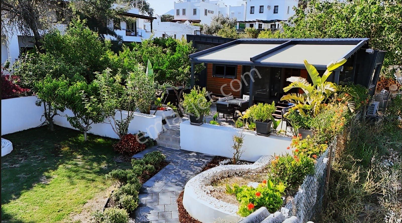 Eskiçeşme'de Satılık Tek Katlı Kagir Ev, Tiny House Ve Bahçesi - Görsel 7