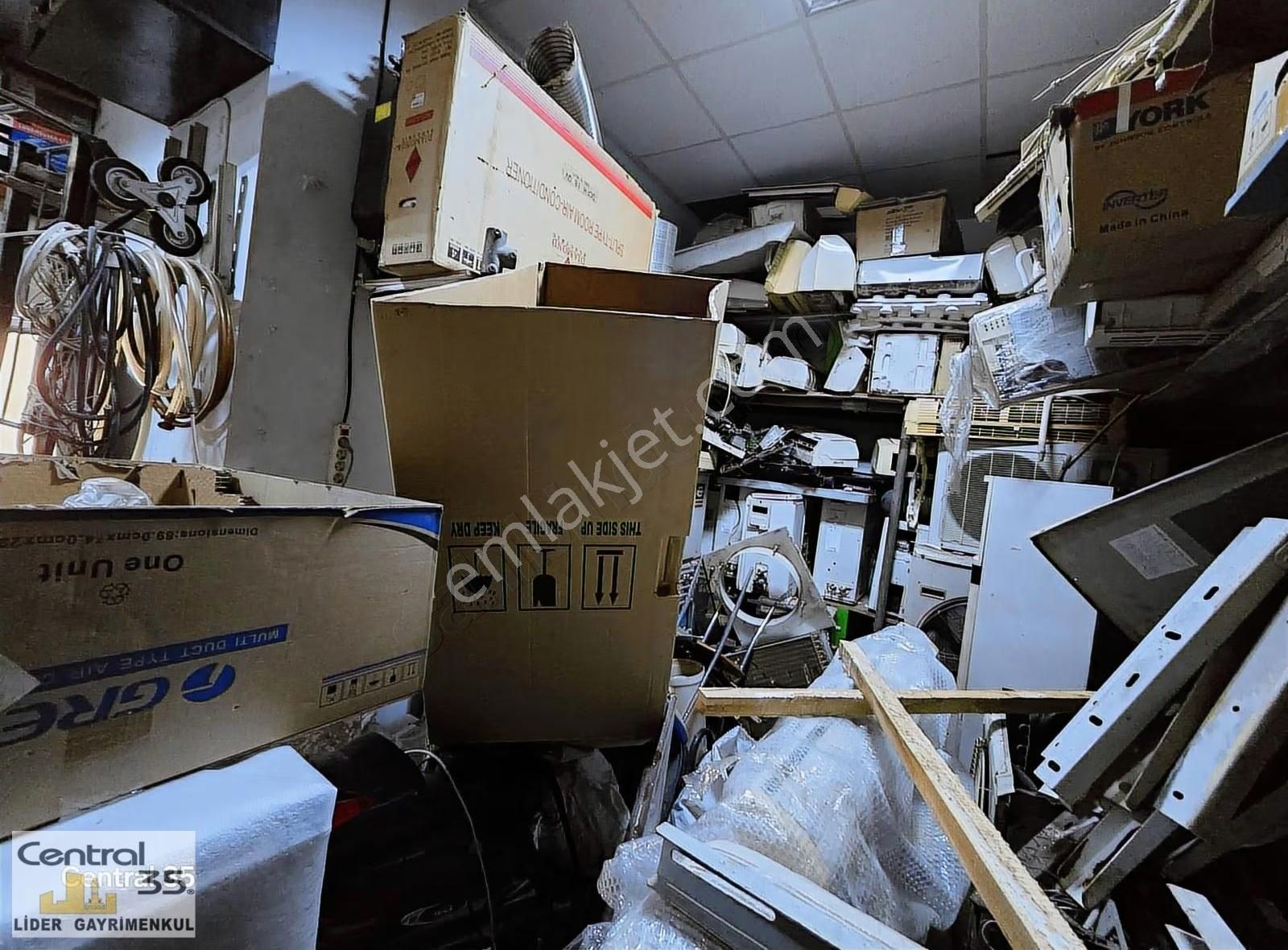 Central 35 Liderden Zafertepe Mh. 95 M² Wc'li Satılık Dükkan - Görsel 21