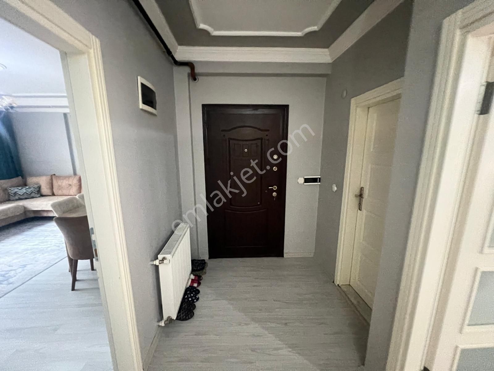 Meydanda İçi Yapılı Asansörlü 3+1 Satılık Daire - Görsel 22