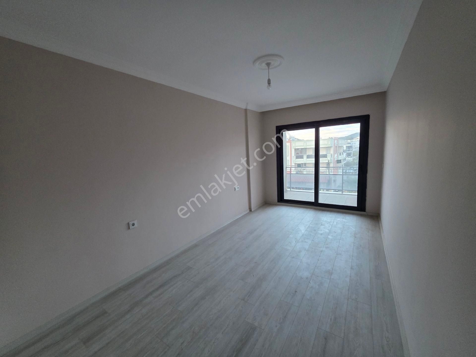 Mumcular Ana Cadde Üzeri Kiralık - Görsel 7