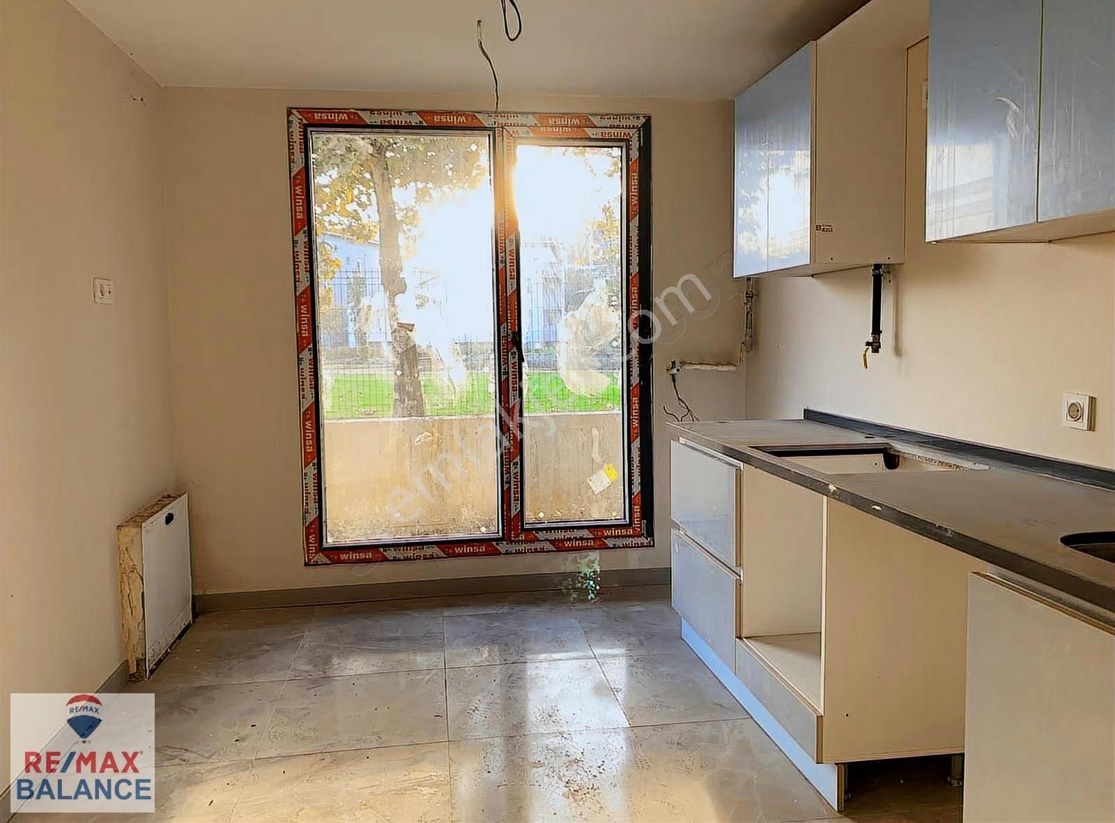 İstasyon Mah. Darapark Sitesi Bahçe Kullanımı Kiralık 3+1 Daire - Görsel 16