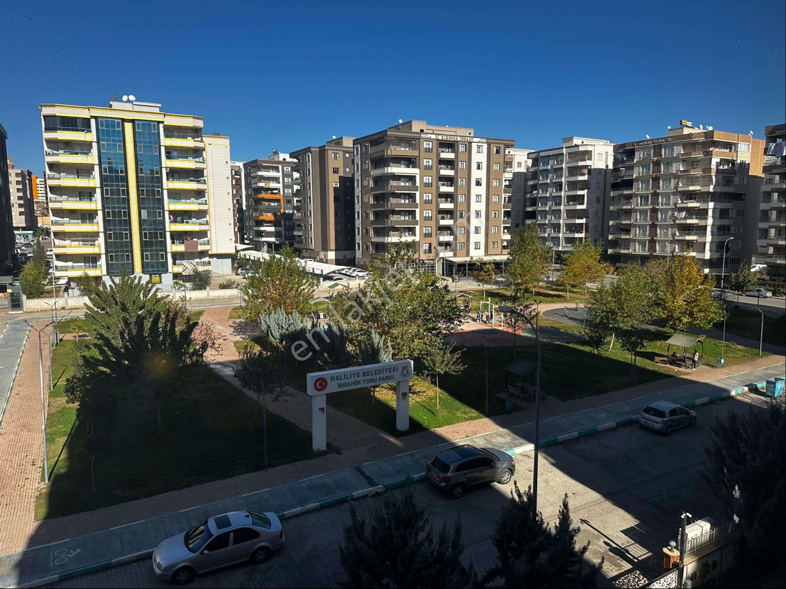 Kırmızı Gayrimenkulden Haliliye Karşıyaka Mahallesinde Kiralık 3+1 Park Cepheli Daire - Görsel 5