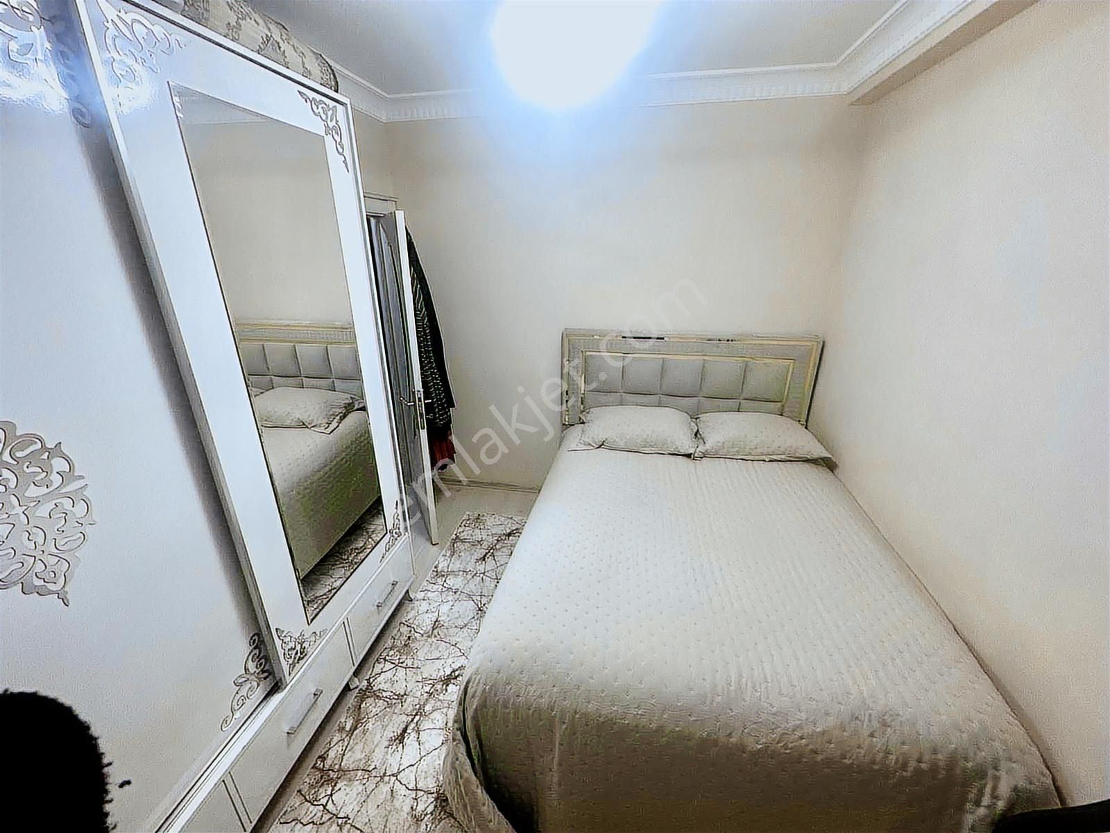 Pusula İnşaatan Esentepe Mah. Parka Cephe Balkonlu 1. Kat Daire - Görsel 11