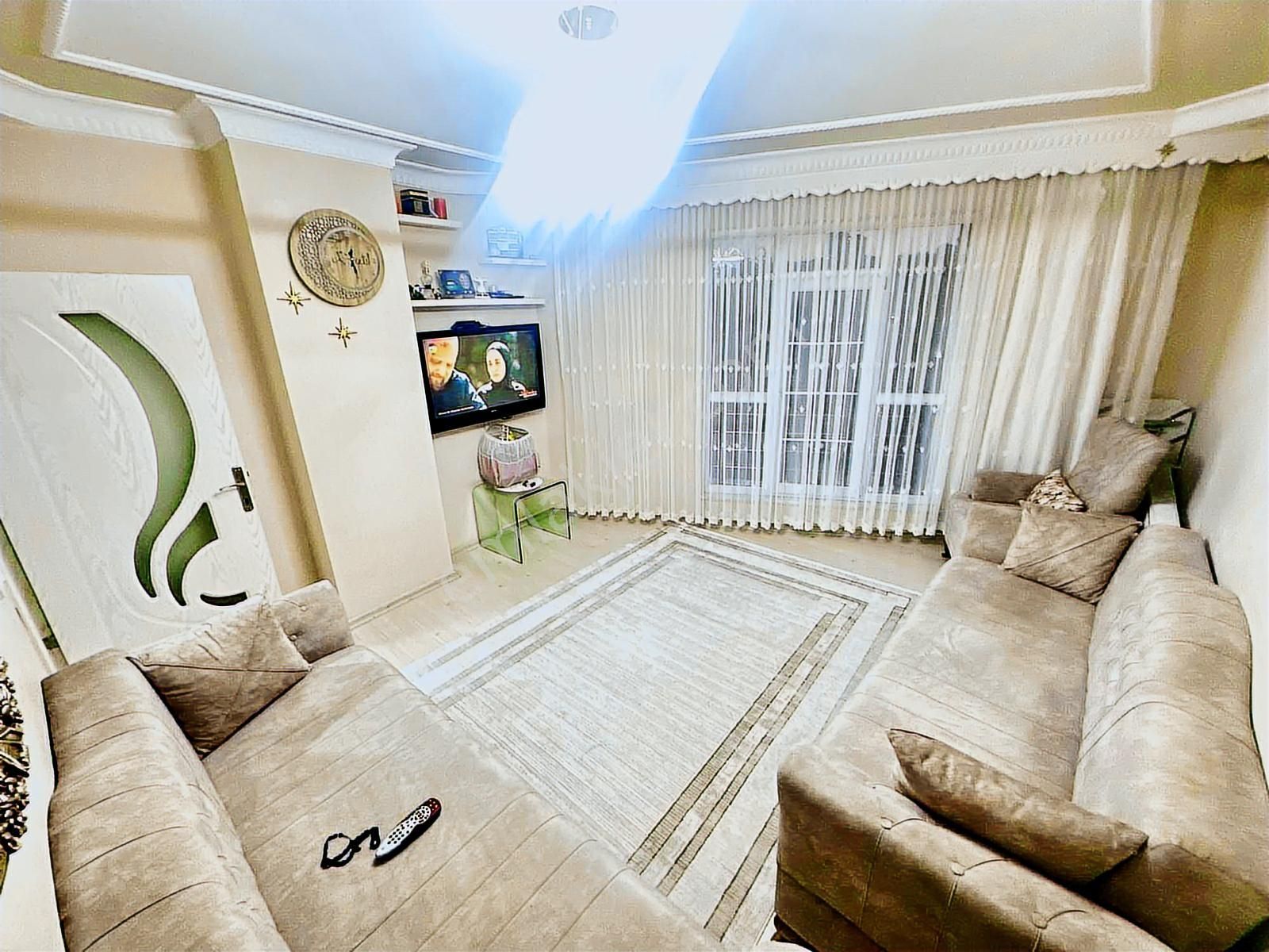 Pusula İnşaatan Esentepe Mah. Parka Cephe Balkonlu 1. Kat Daire - Görsel 14