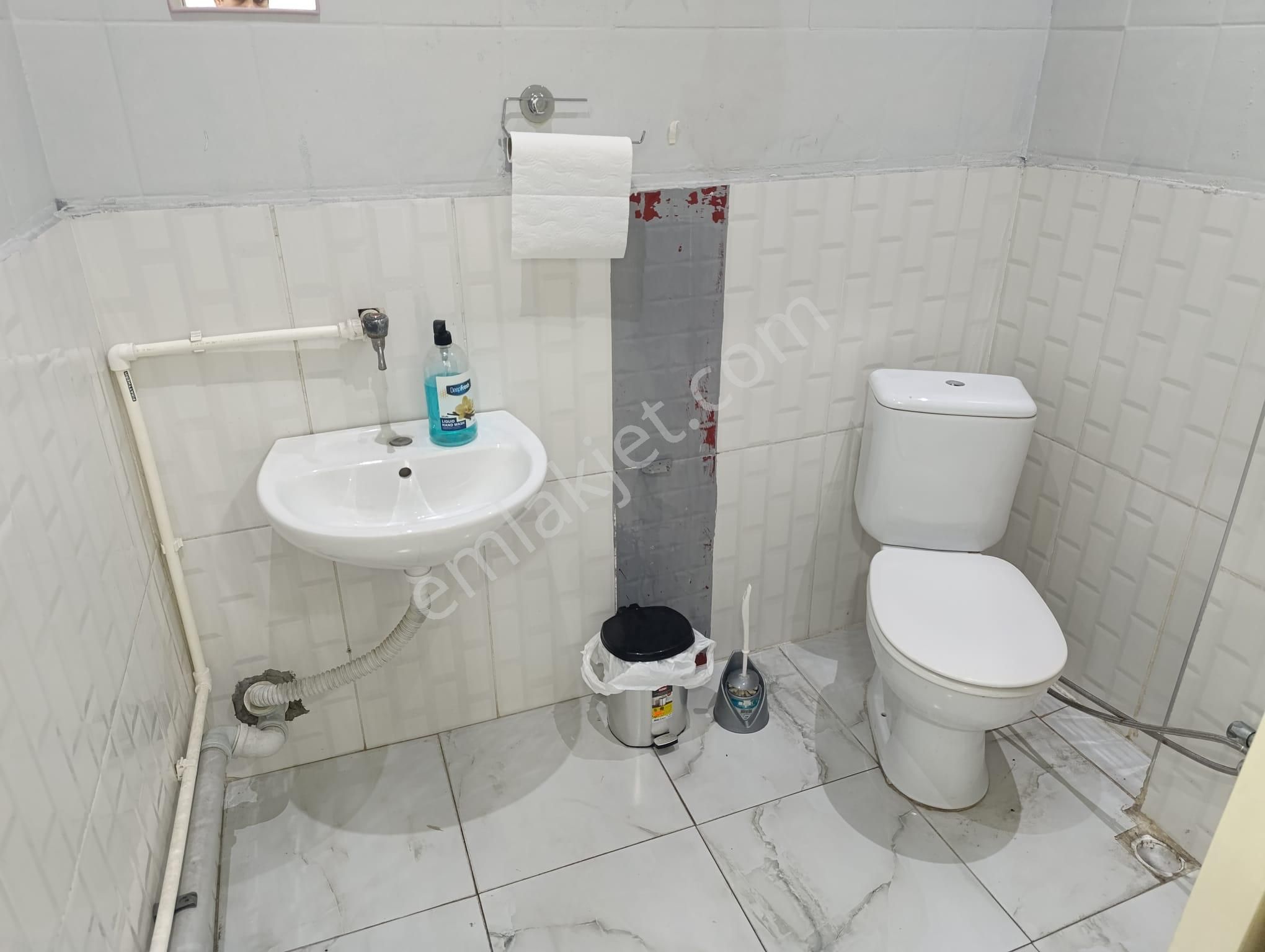 Gaziosmanpaşa Meydana Yakın Köşe Konumda Kiralık 100 M2 Dükkan - Görsel 17