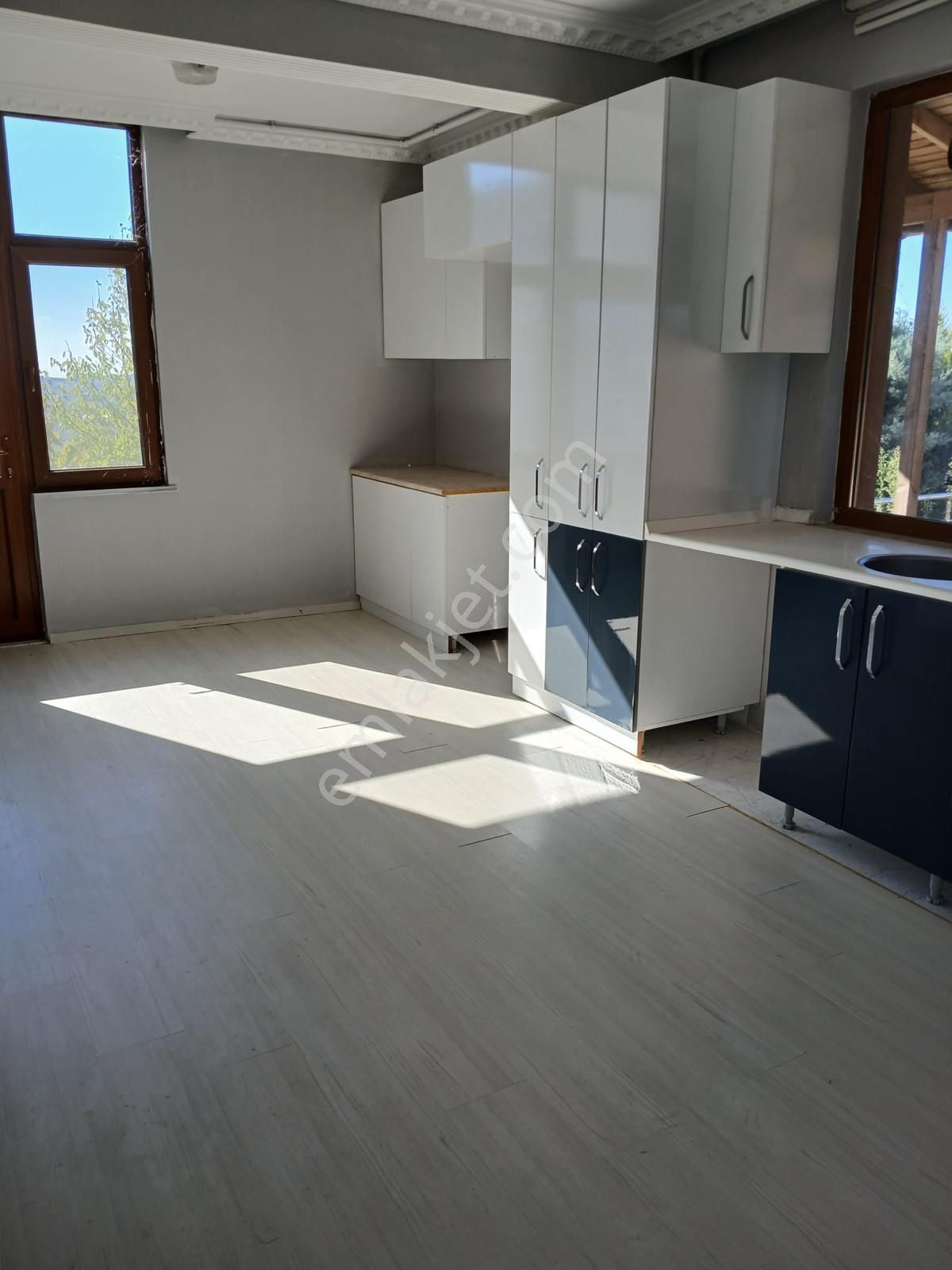 Çatalca Çakılda 670m Arsada 7 Odalı Satılık 2 Katlı Düşeş Kazandıracak Ev No:462 - Görsel 3