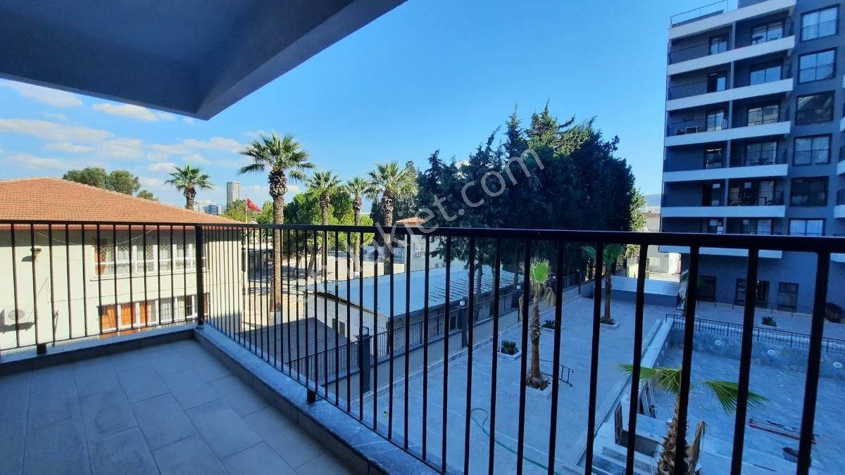 Bornova Passa Novada Havuzlu 7/24 Güvenlikli Sitede 2+1 - Görsel 8
