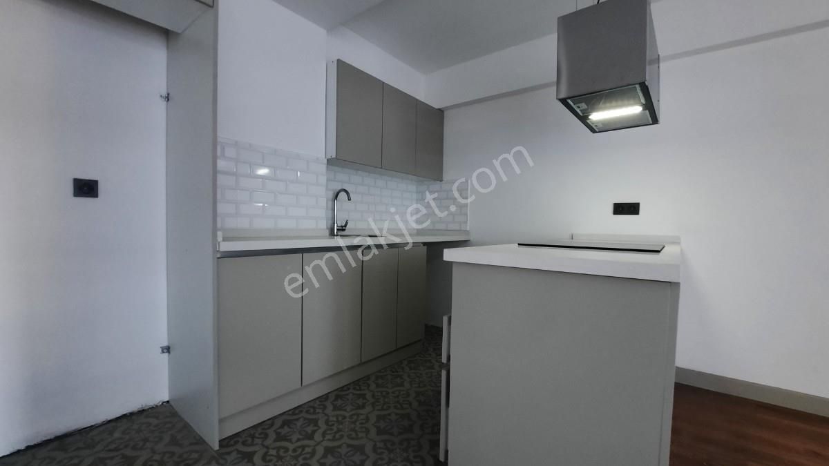 Bornova Passa Novada Havuzlu 7/24 Güvenlikli Sitede 2+1 - Görsel 12