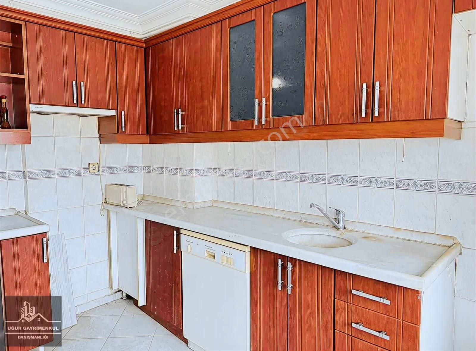 Uğur Gayrimenkul'den Kayhan'da Şehir Ve Deniz Manzaralı Daire - Görsel 7