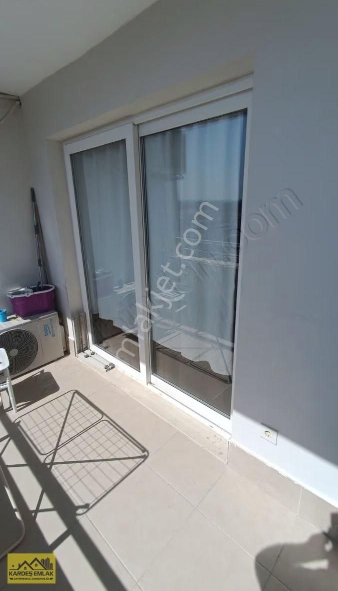 Kardes Emlaktan Stadyum Civari Cadde Üzeri Eşyalı Havuzlu 1+1 - Görsel 6