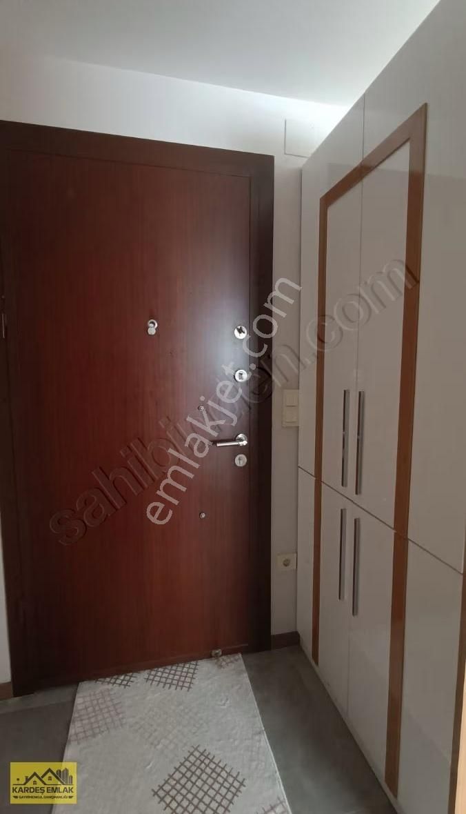 Kardes Emlaktan Stadyum Civari Cadde Üzeri Eşyalı Havuzlu 1+1 - Görsel 8