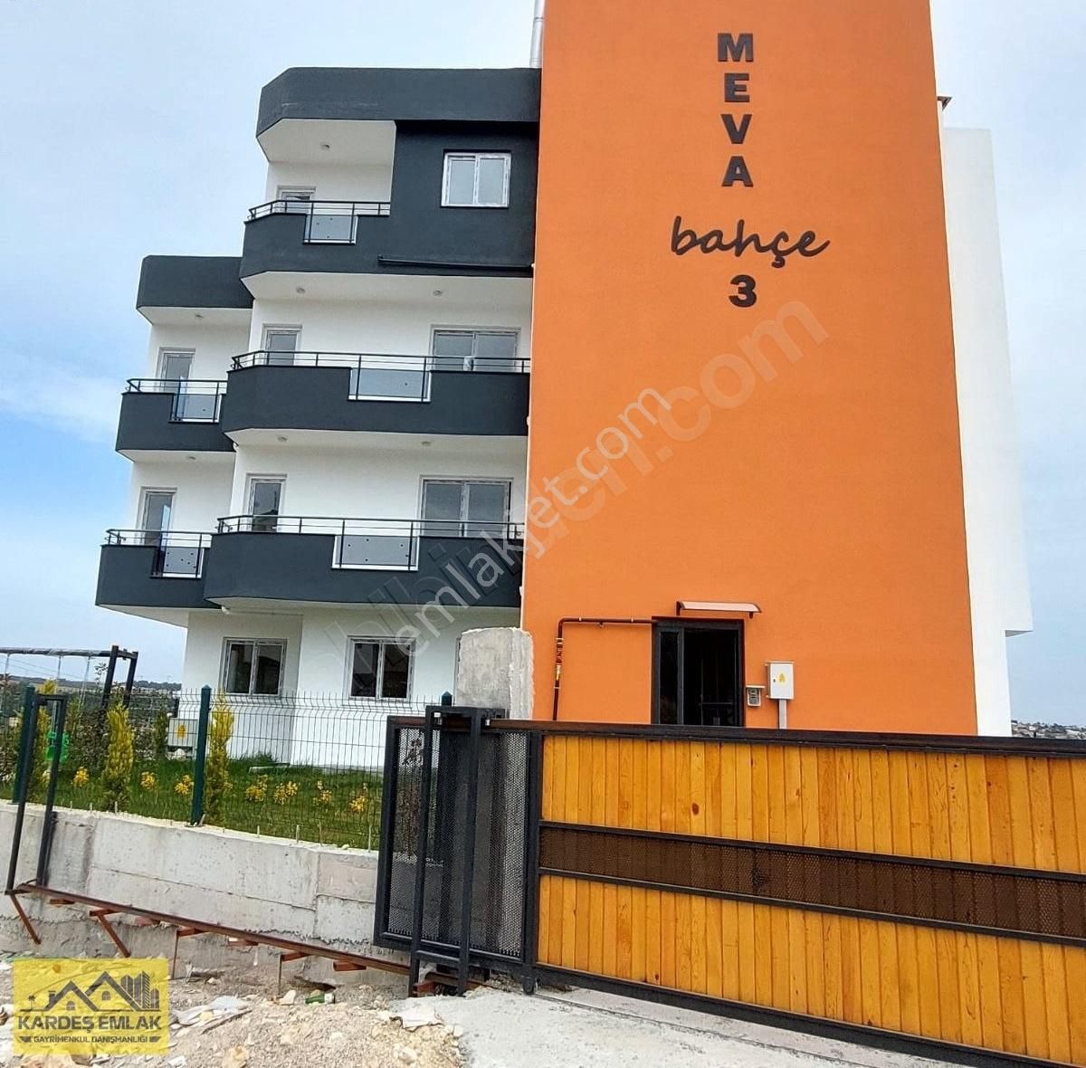 Acil Kardeş Emlak'tan Beyceli De İskanlı Sıfır 2+1 Satlık Daire