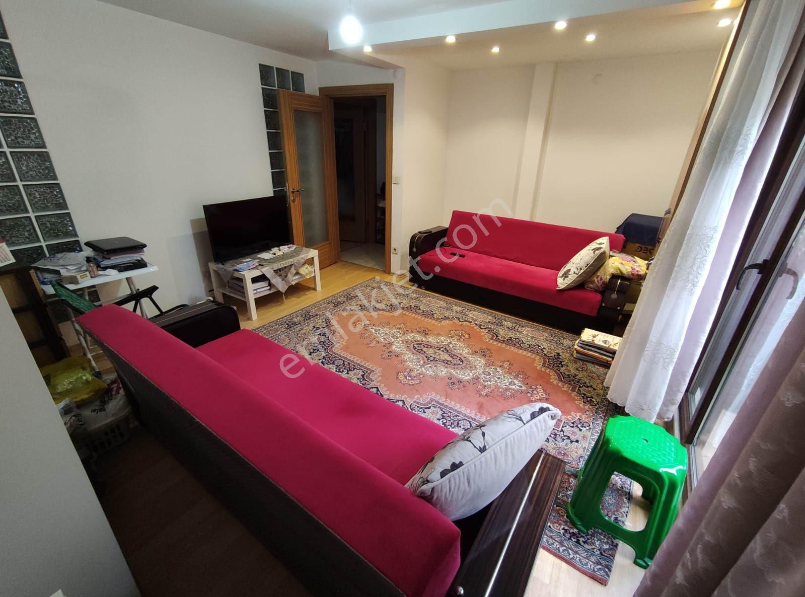 Para'dan Üsküdar Merkez 37 Bin Hazır Kiracılı Denize Yakın 1+1 Daire