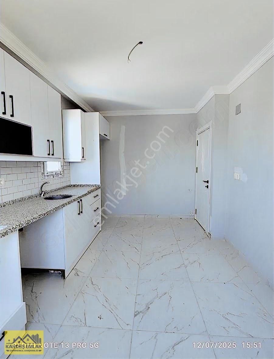 Kardeş Emlak'tan Boynuyoğun Mahallesinde 2+1 Daire - Görsel 3