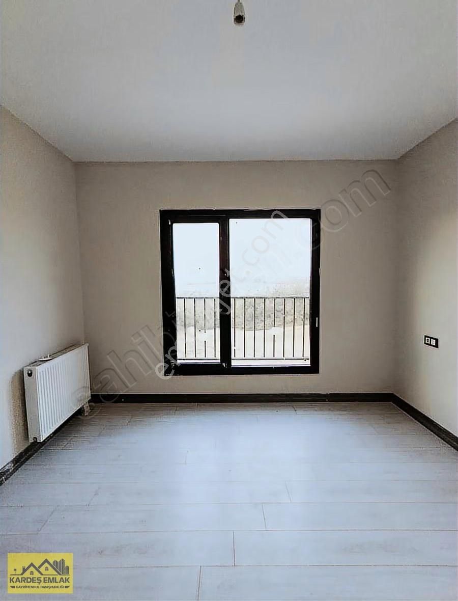 Kardeş Emlaktan Buruk Cumhuriyet Mh De 3+1 Sıfır Kiralık Daire - Görsel 18