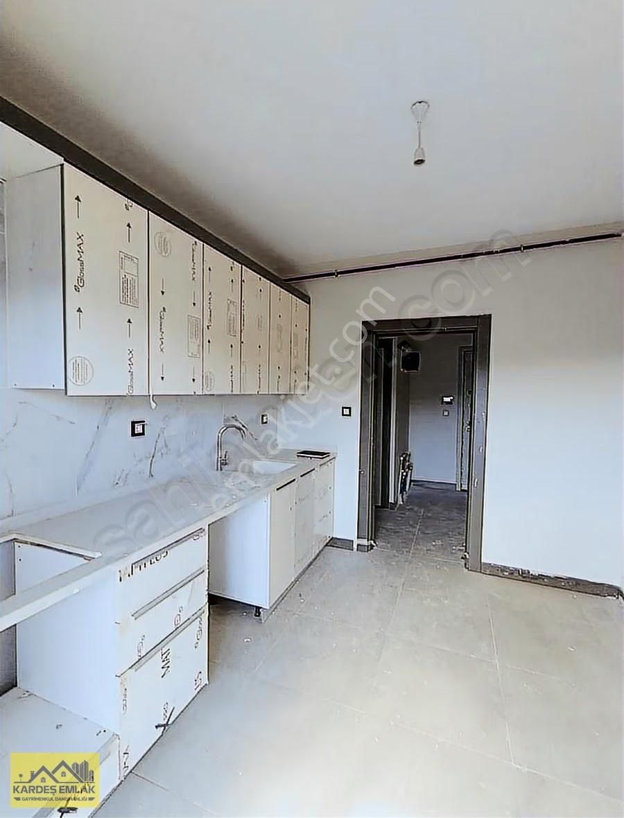Kardeş Emlaktan Buruk Cumhuriyet Mh De 3+1 Sıfır Kiralık Daire - Görsel 20