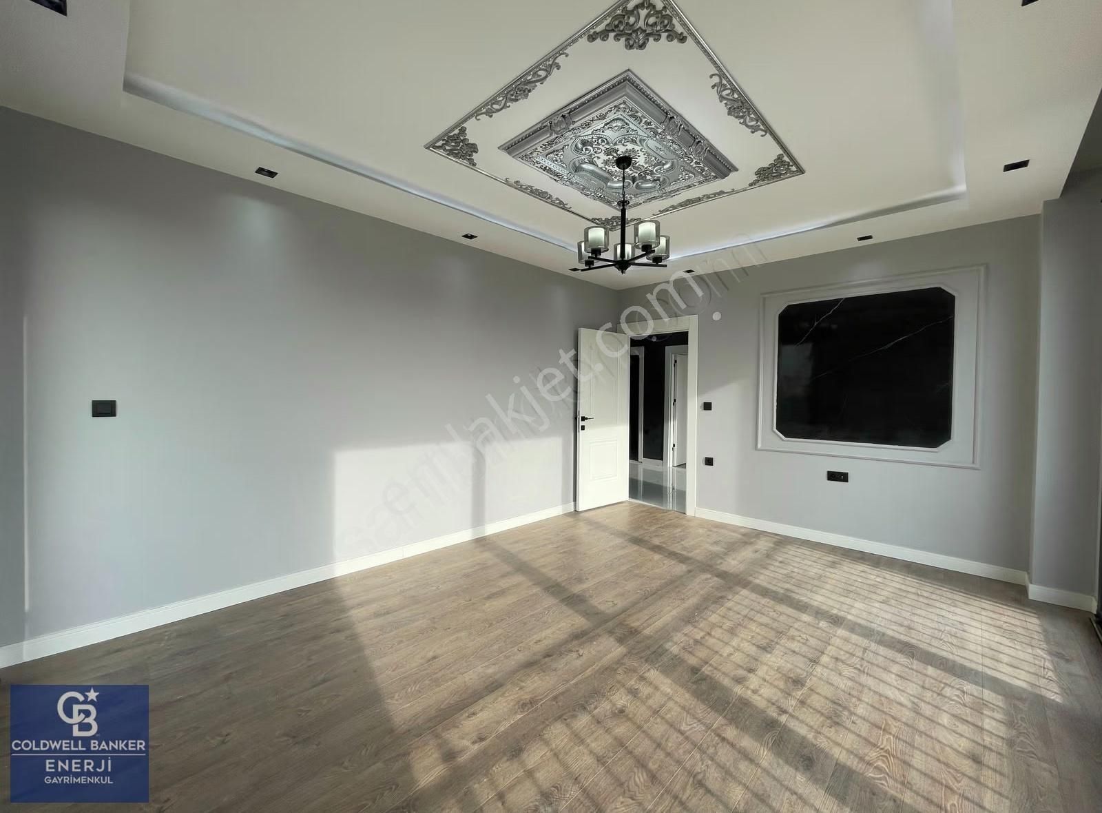 Silivri Kavaklı Satılık 7+1 Müstakil Villa Havuzlu - Görsel 3