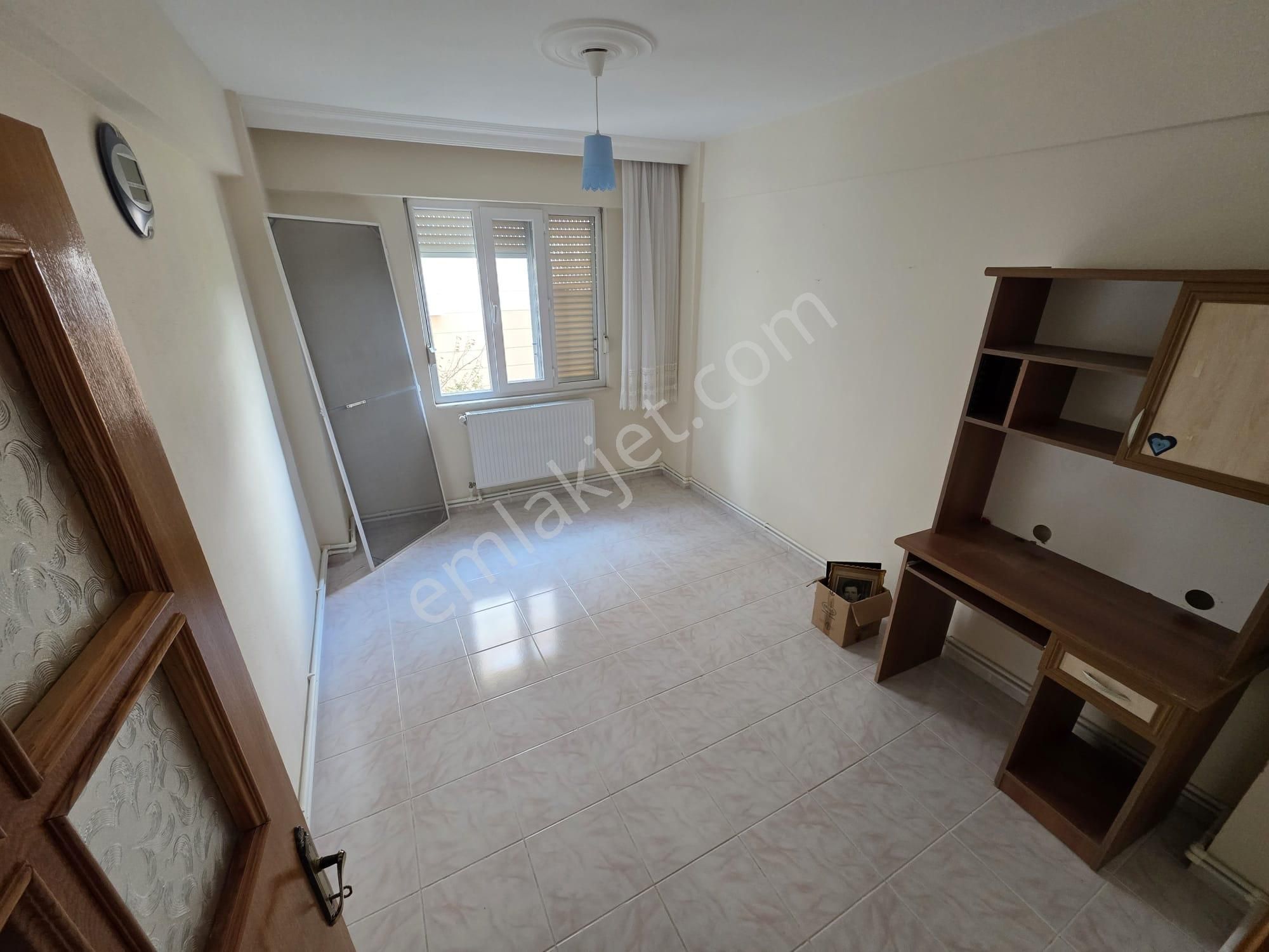 Irmaksudan Yetkili Altınkum Da Doğalgazlı Ayrı Mutfak Ön Cephe 2+1 Daire - Görsel 28