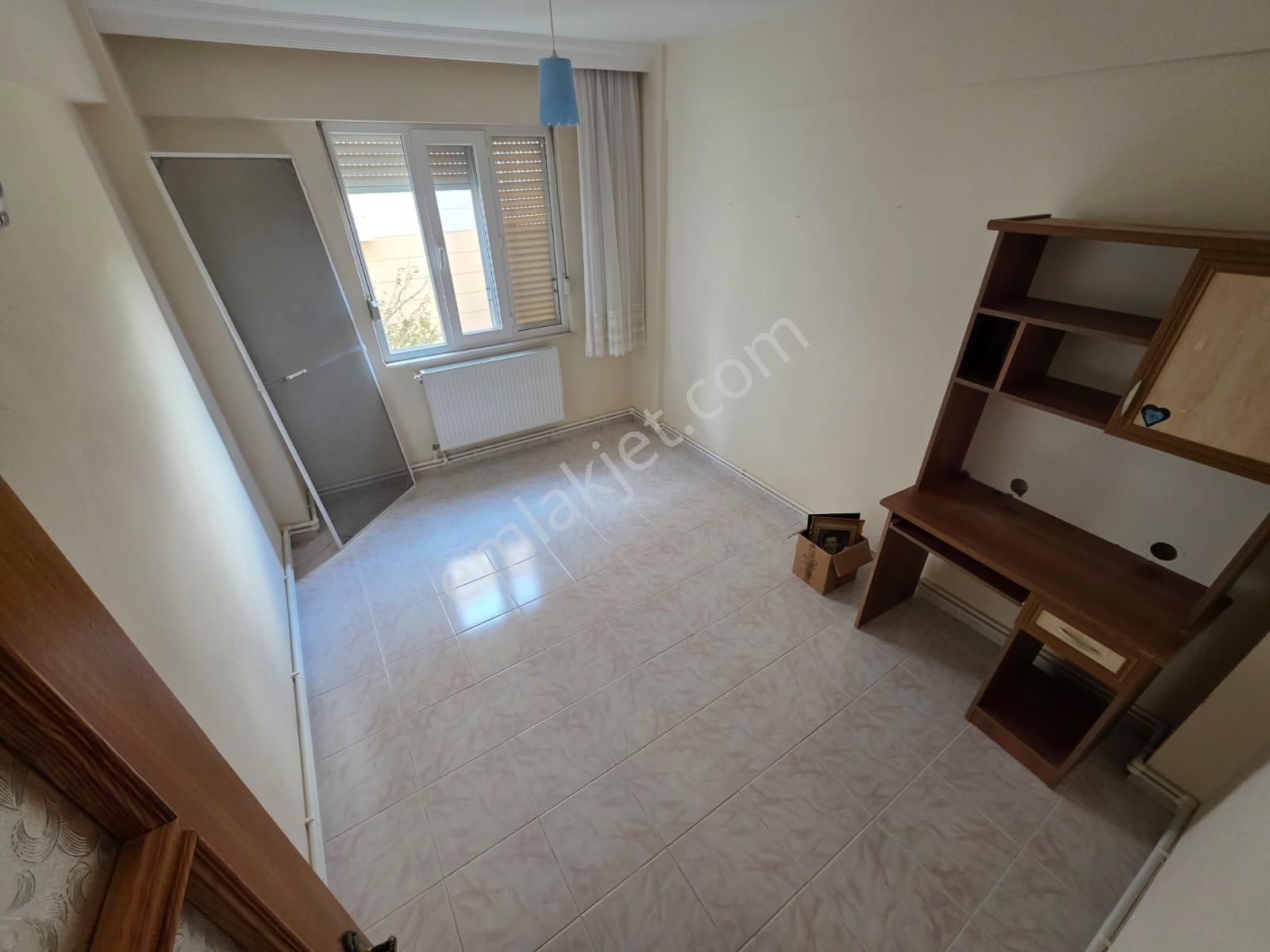 Irmaksudan Yetkili Altınkum Da Doğalgazlı Ayrı Mutfak Ön Cephe 2+1 Daire - Görsel 25