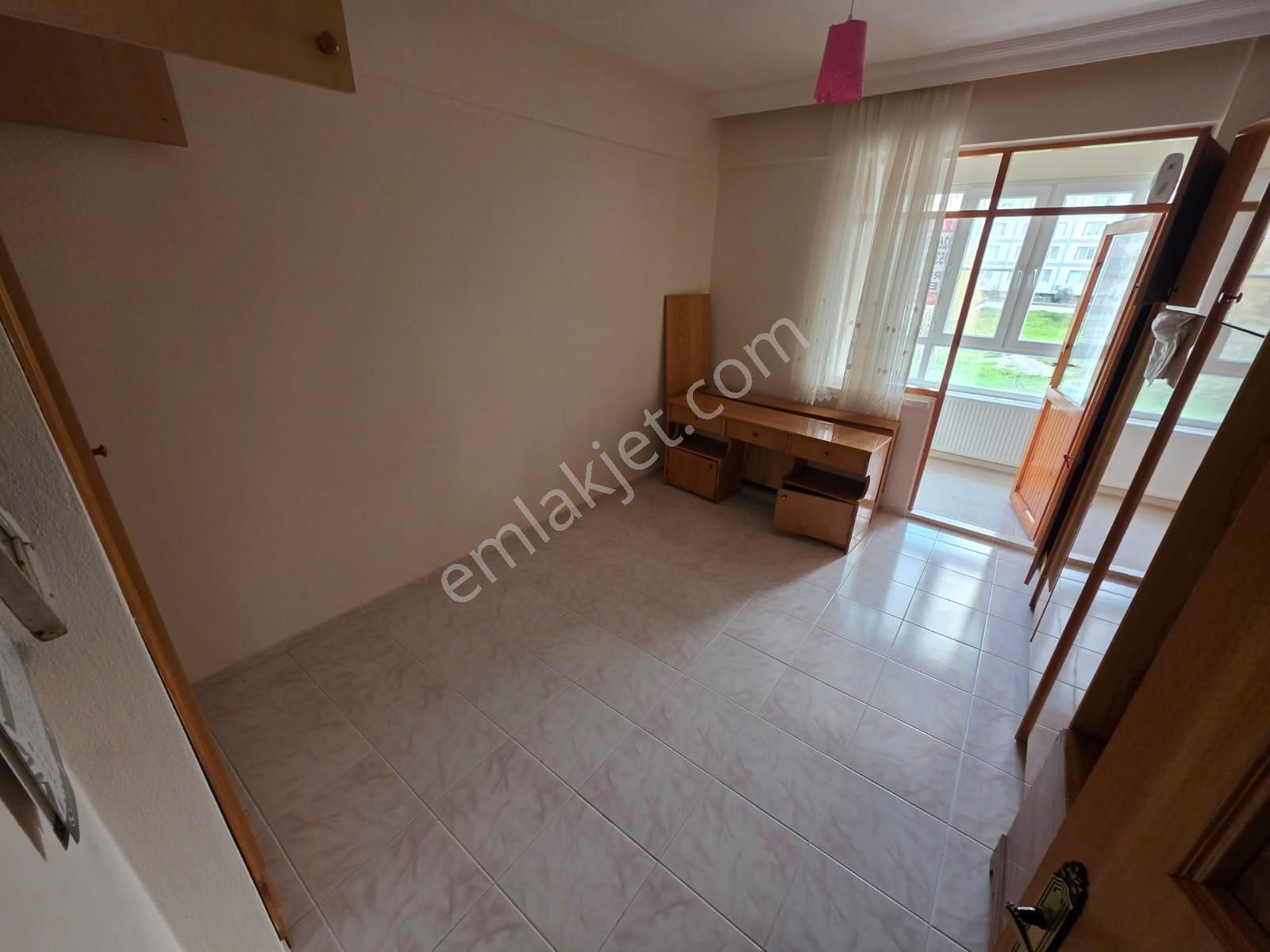 Irmaksudan Yetkili Altınkum Da Doğalgazlı Ayrı Mutfak Ön Cephe 2+1 Daire - Görsel 15