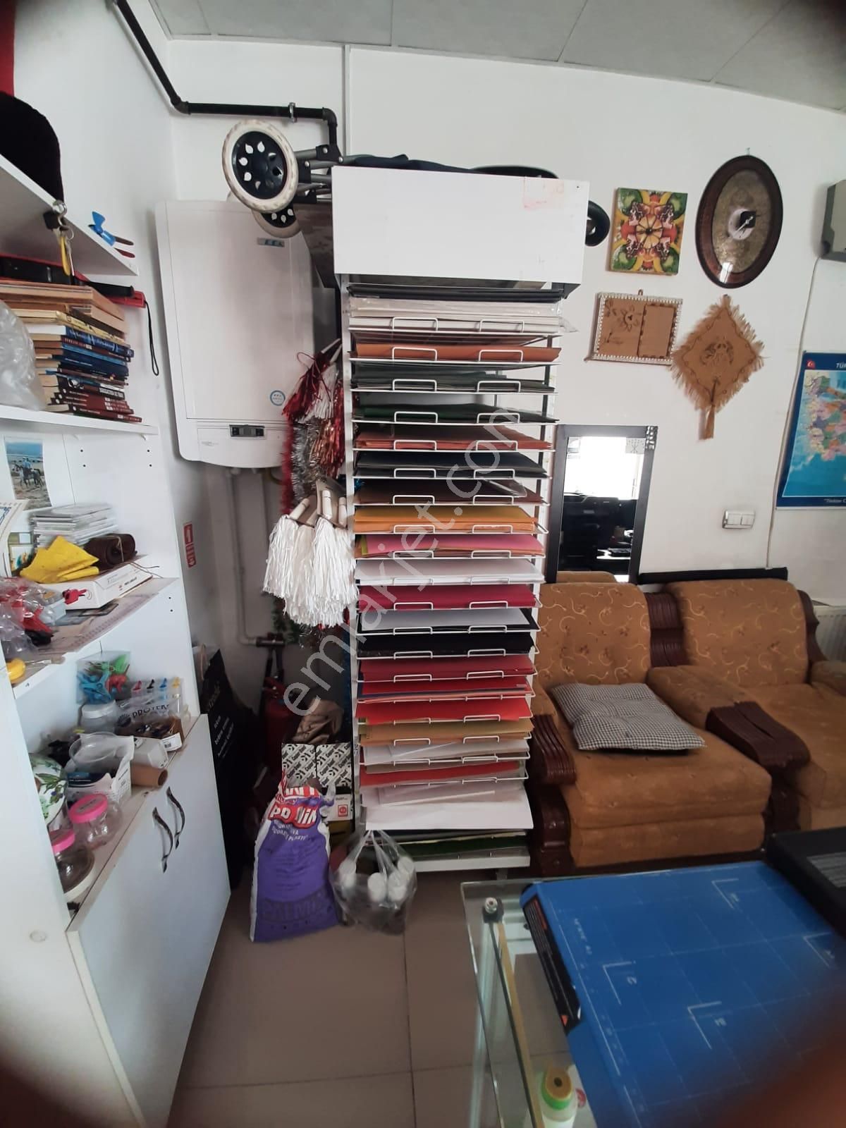 Alsancak Mahallesinde Okul Yanı Satılık Dükkan - Görsel 2