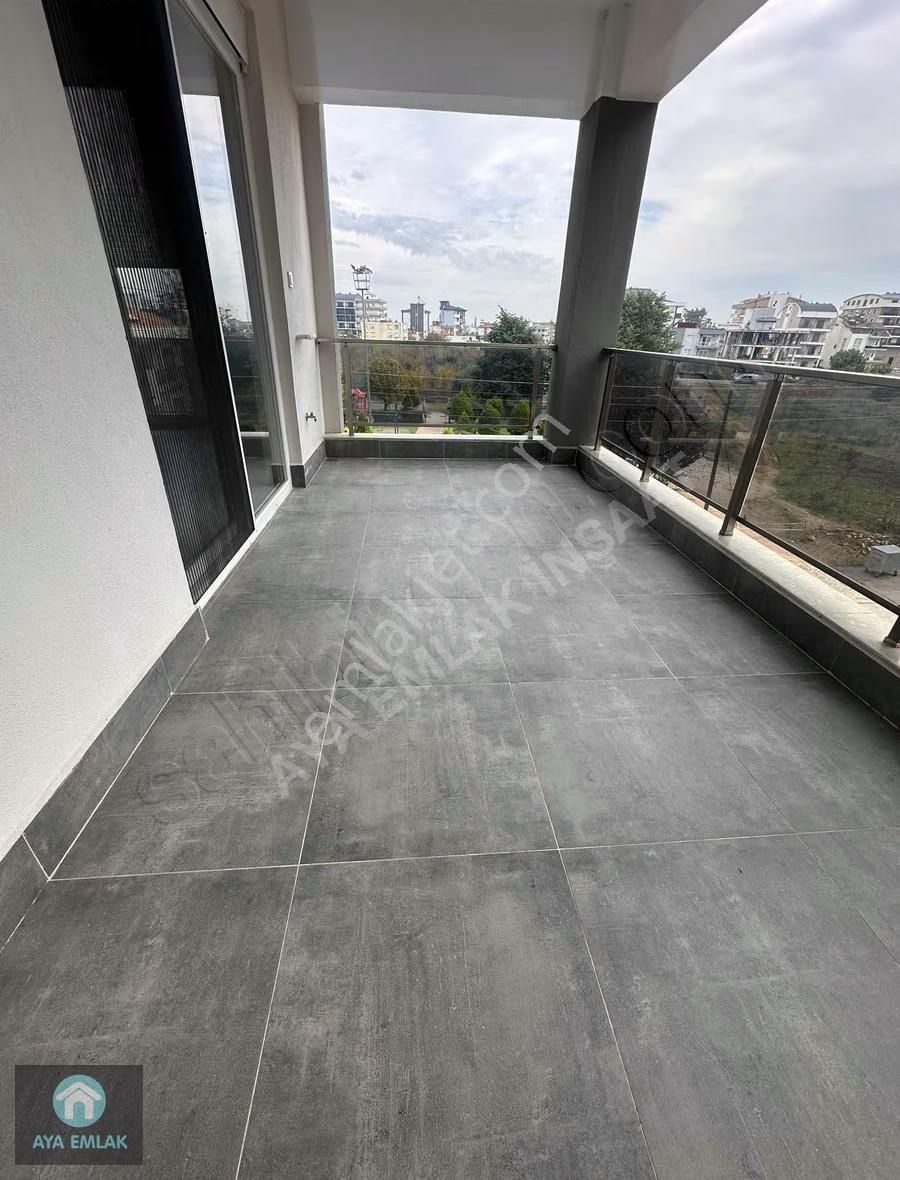 Bahçeyakada Satılık Ayrı Mutfak 2+1 Daire