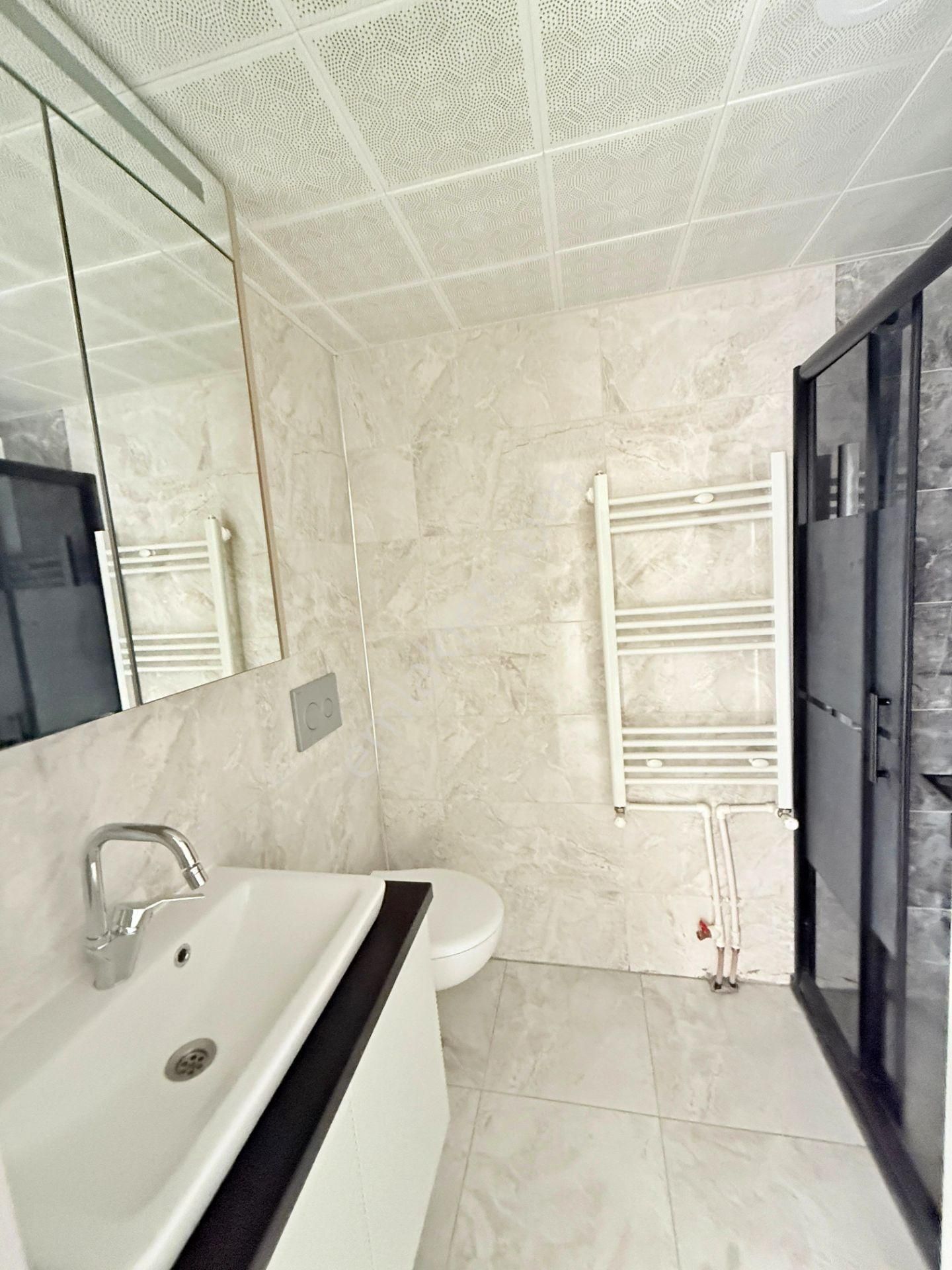 Yıldız'dan Cadde Üstünde Ara Kat Cam Balkonlu Ara Kat Masrafsız 3+1 !!! - Görsel 28