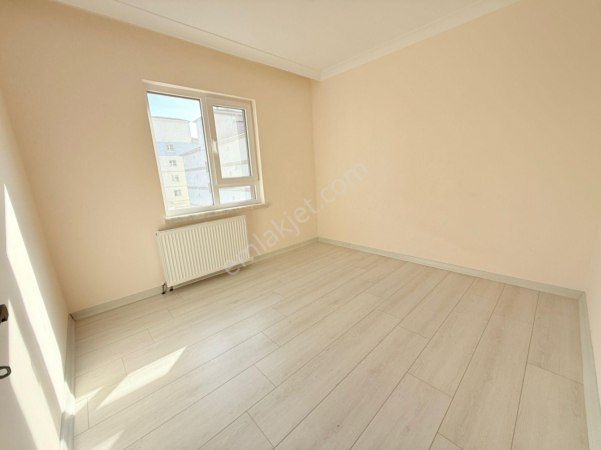 Yıldız'dan Cadde Üstünde Ara Kat Cam Balkonlu Ara Kat Masrafsız 3+1 !!! - Görsel 21