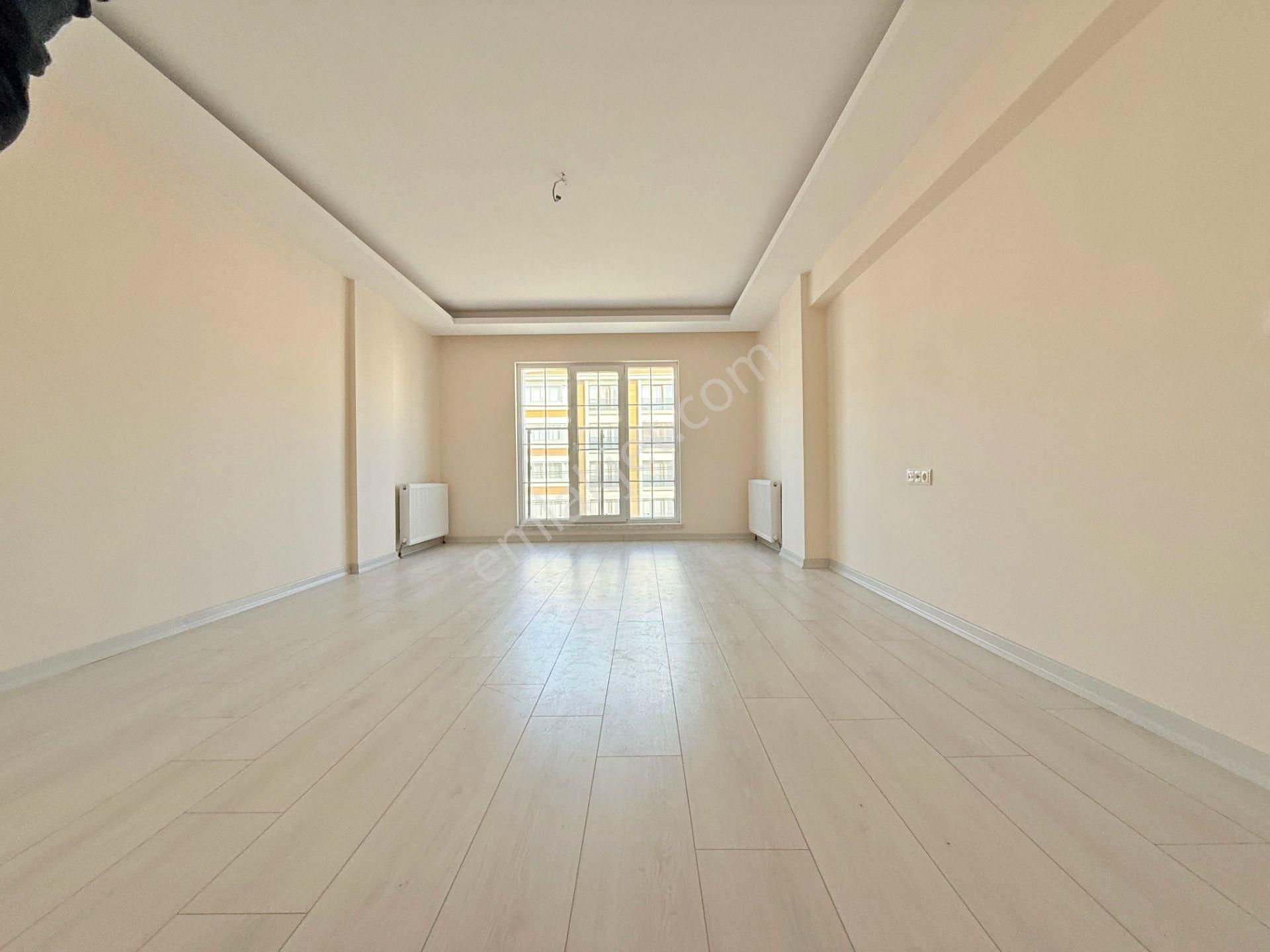 Yıldız'dan Cadde Üstünde Ara Kat Cam Balkonlu Ara Kat Masrafsız 3+1 !!! - Görsel 11