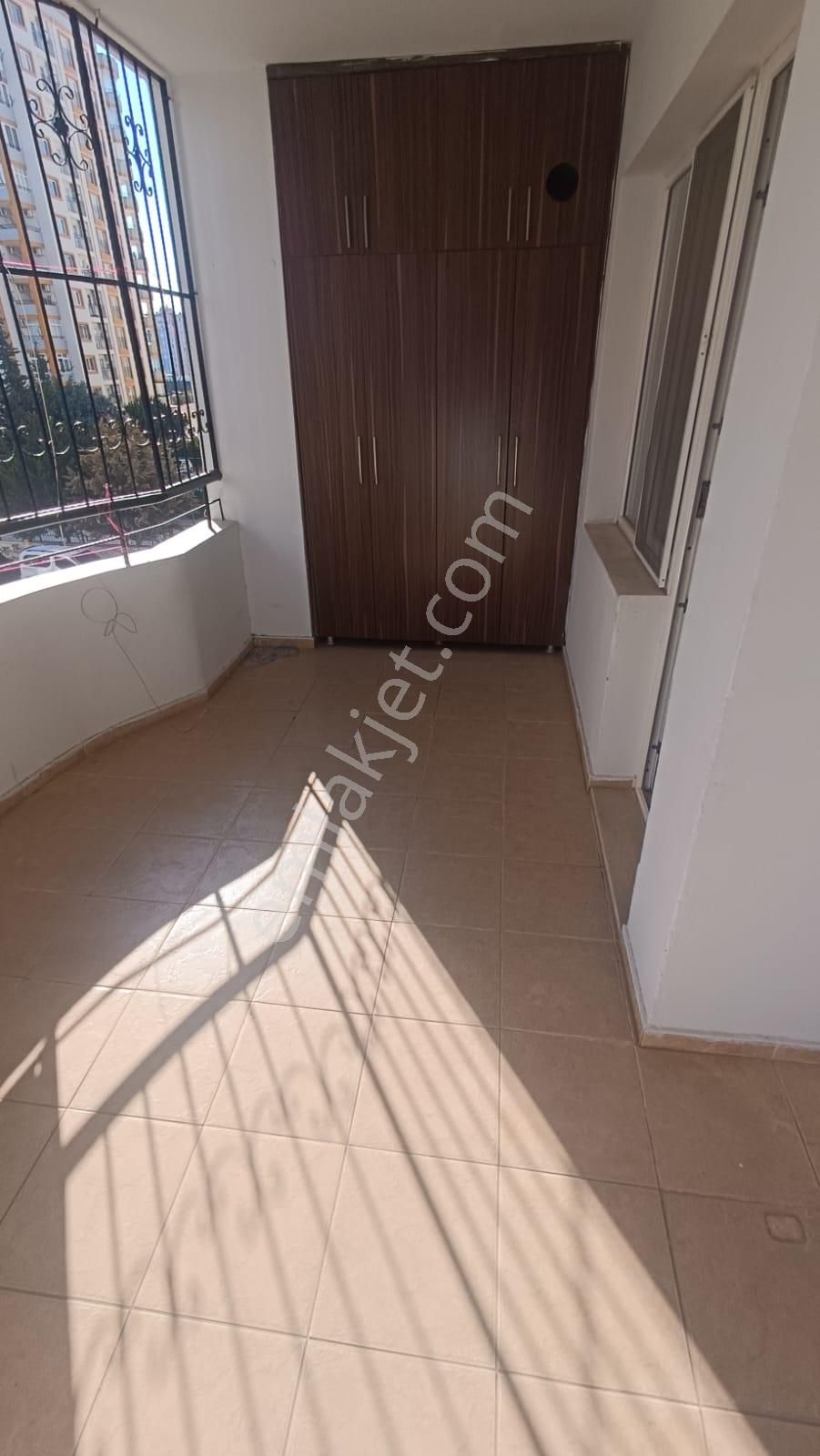 Buhara Okulu Civarı 3+1 Kapalı Mutfak 6 Katlının 2.katı Demir Şebekeli Cazip Satılık Daire - Görsel 29