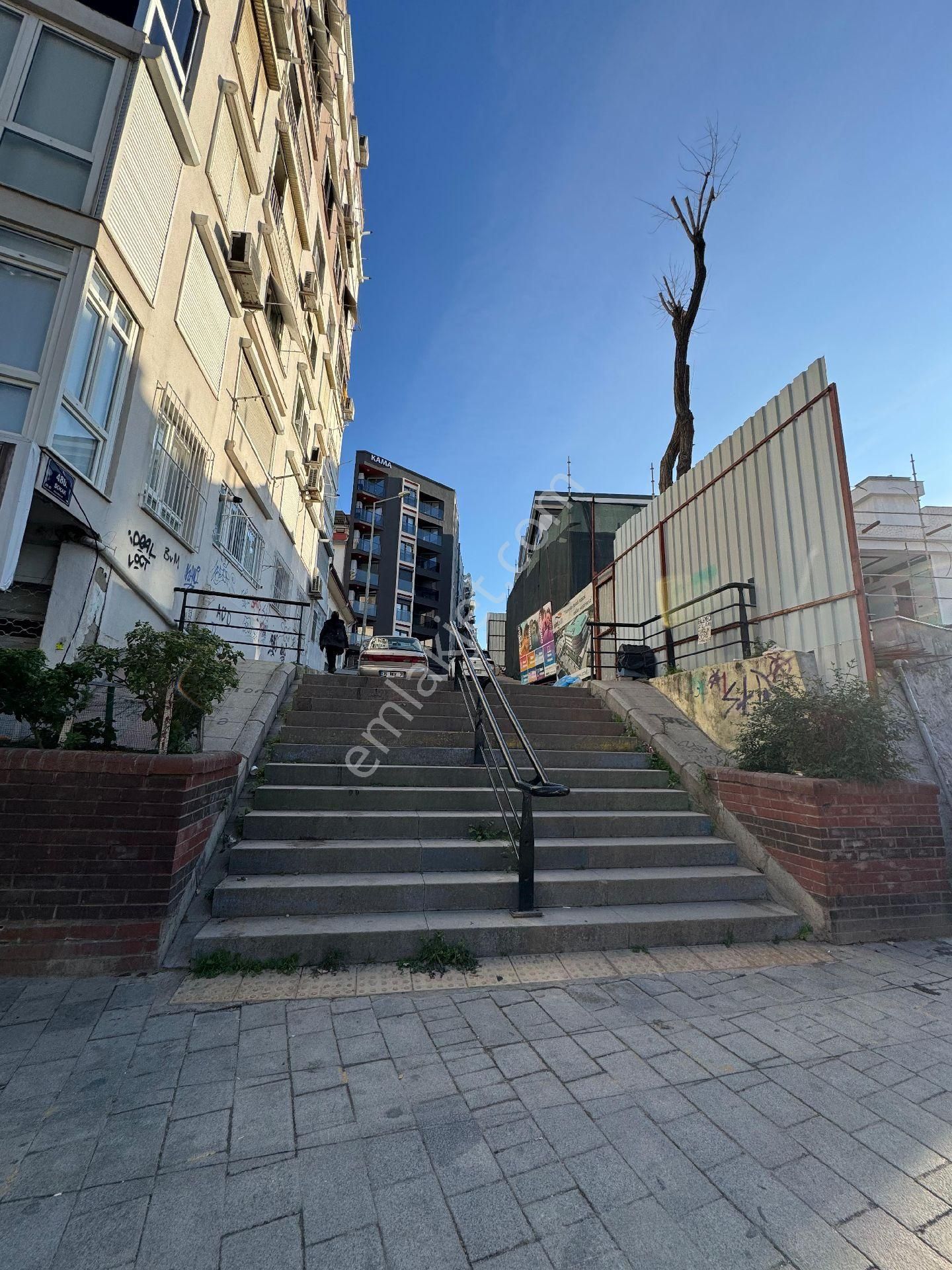 İzmir Konak Atilla Mah.de Satılık 3+1 - Görsel 34