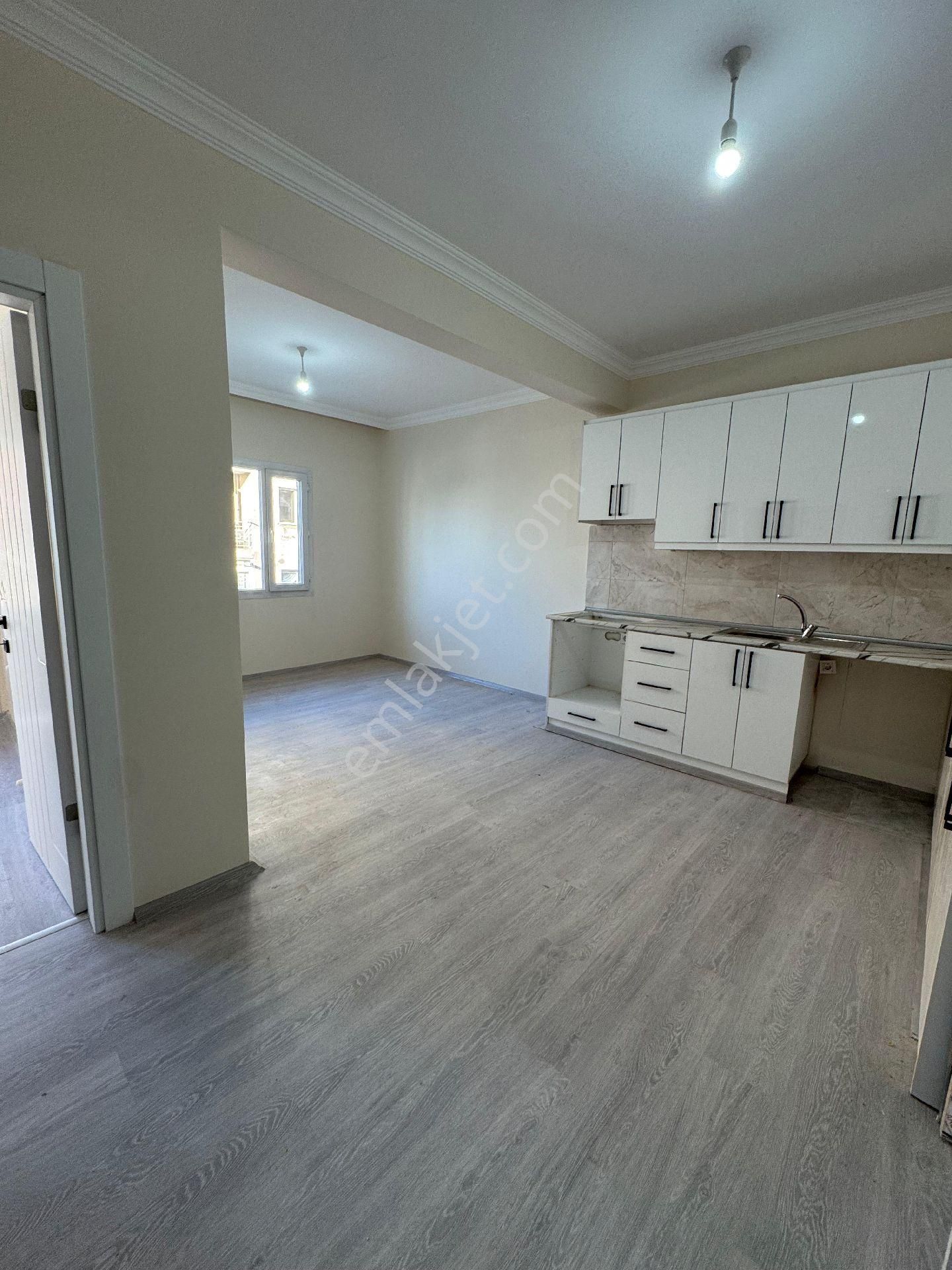 İzmir Konak Atilla Mah.de Satılık 3+1 - Görsel 5