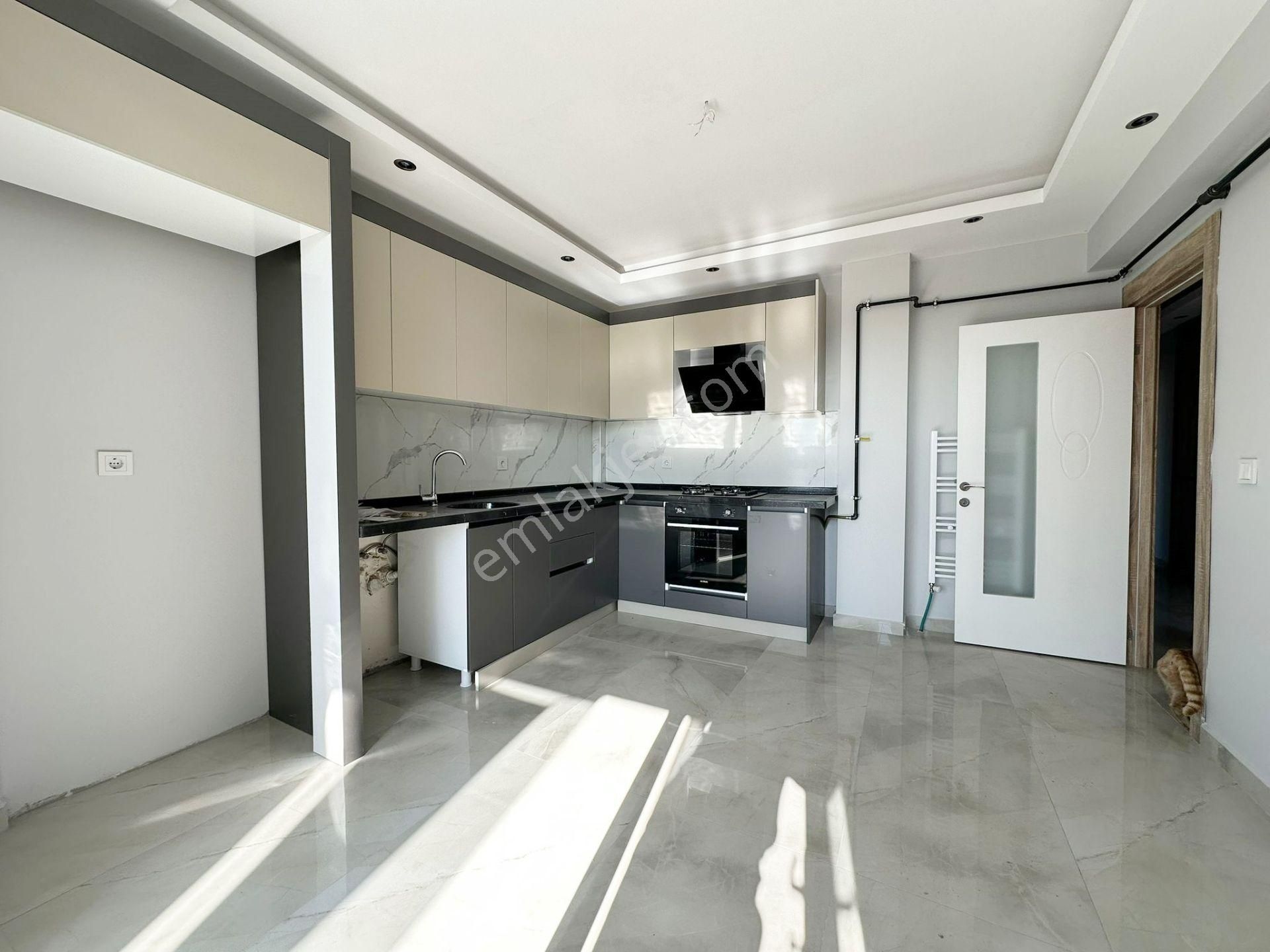 Yıldız'dan 29 Ekim Mah'de Sıfır Ara Kat Ultra Lüx 3+1 Fırsat Dairesi !!!!