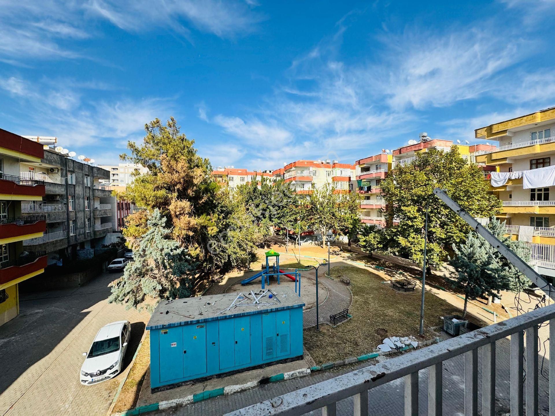 Doğu Emlak'tan Kiralık Karsıyakada 3+1 - Görsel 15