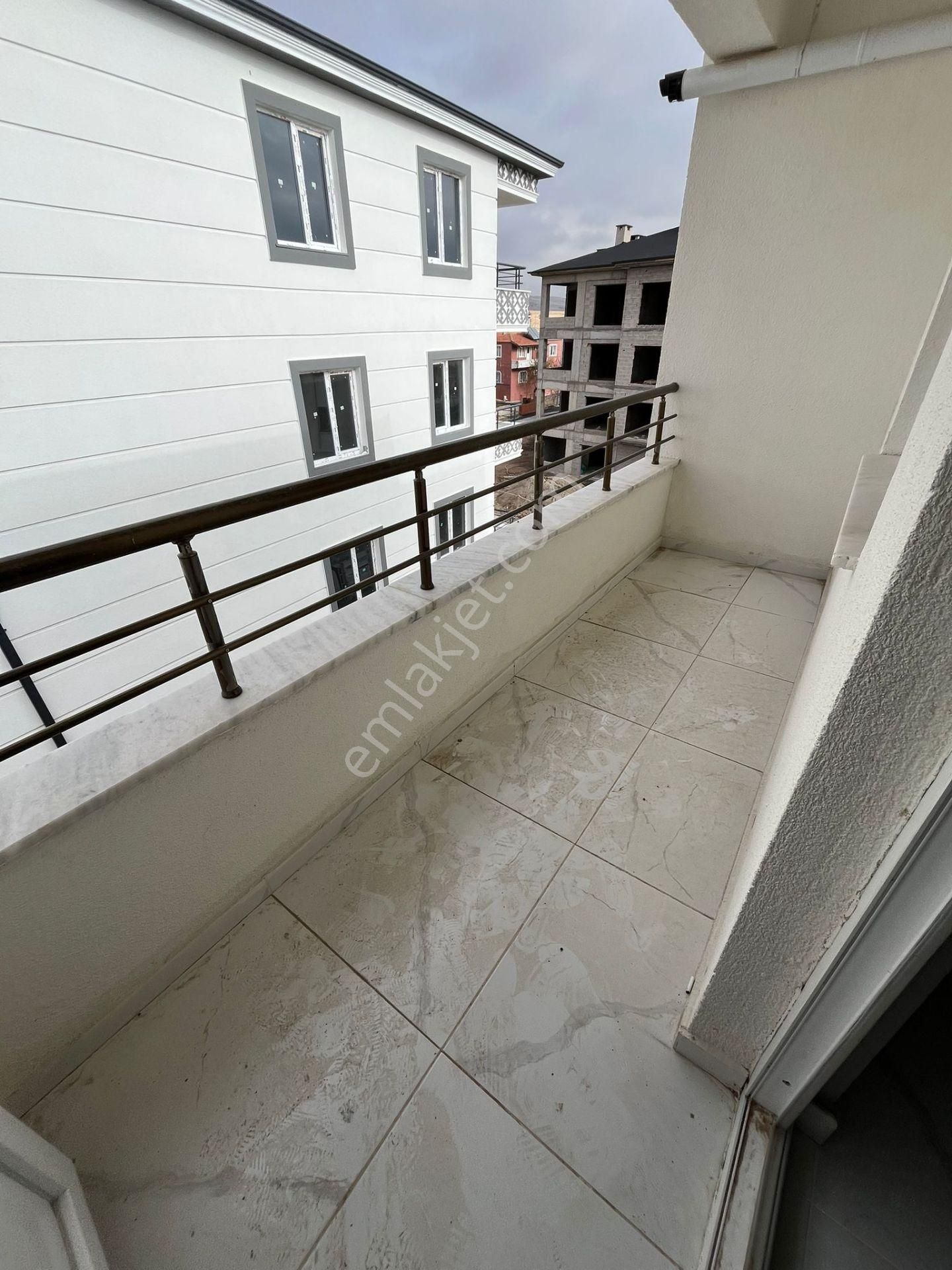 Öz Gaye Emlaktan Develi Harman Mahallesinde Kiralık Daire - Görsel 10