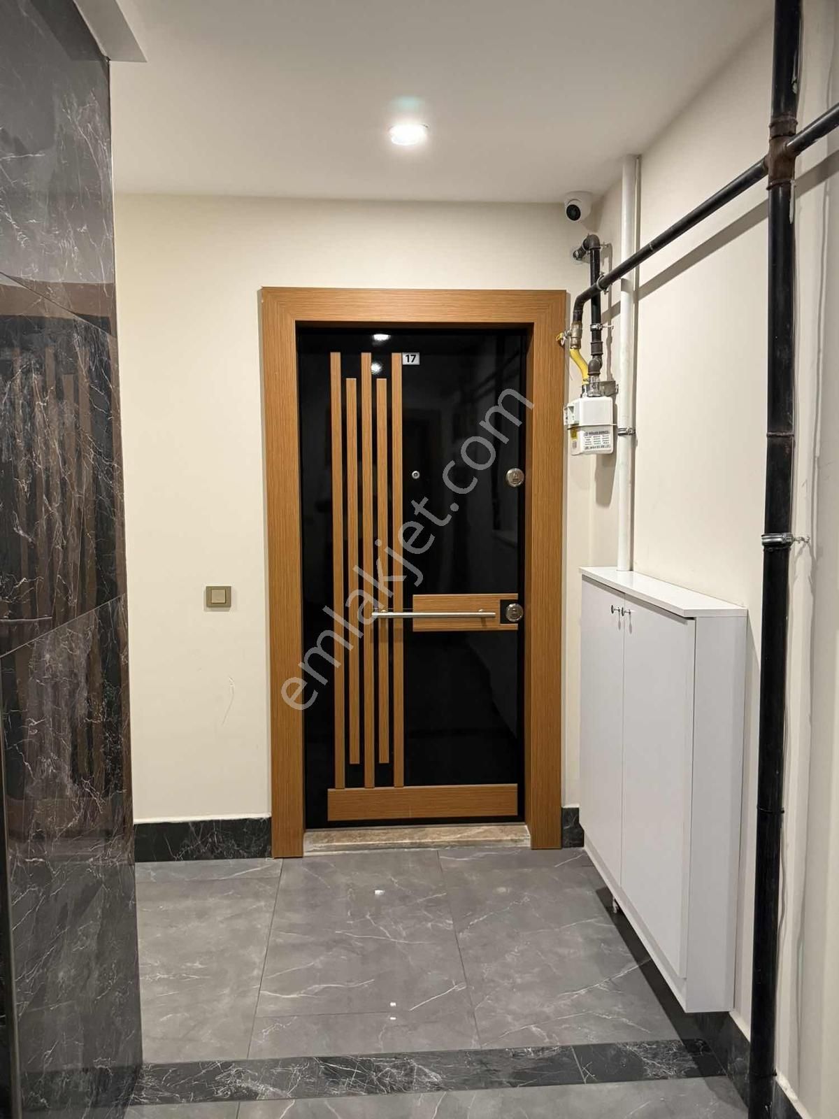 Beylikdüzü Yakuplu Metrobüse En Yakın Mevkide Satılık 3+1 Daire - Görsel 2