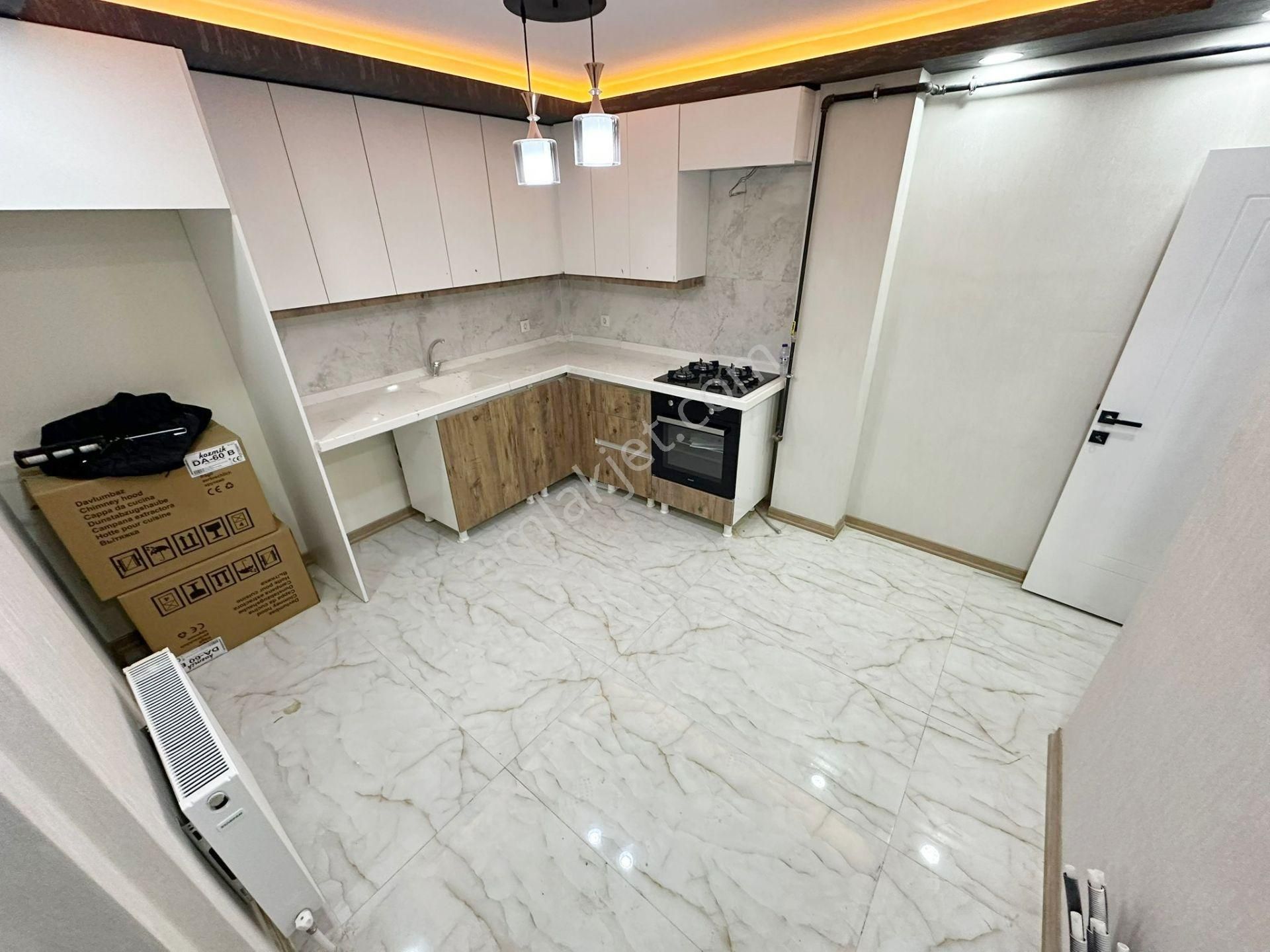 Yıldız'dan M.kemal Mah'de Çift Girişli Full Yapılı 6+2 Kupon Fırsatı !!!