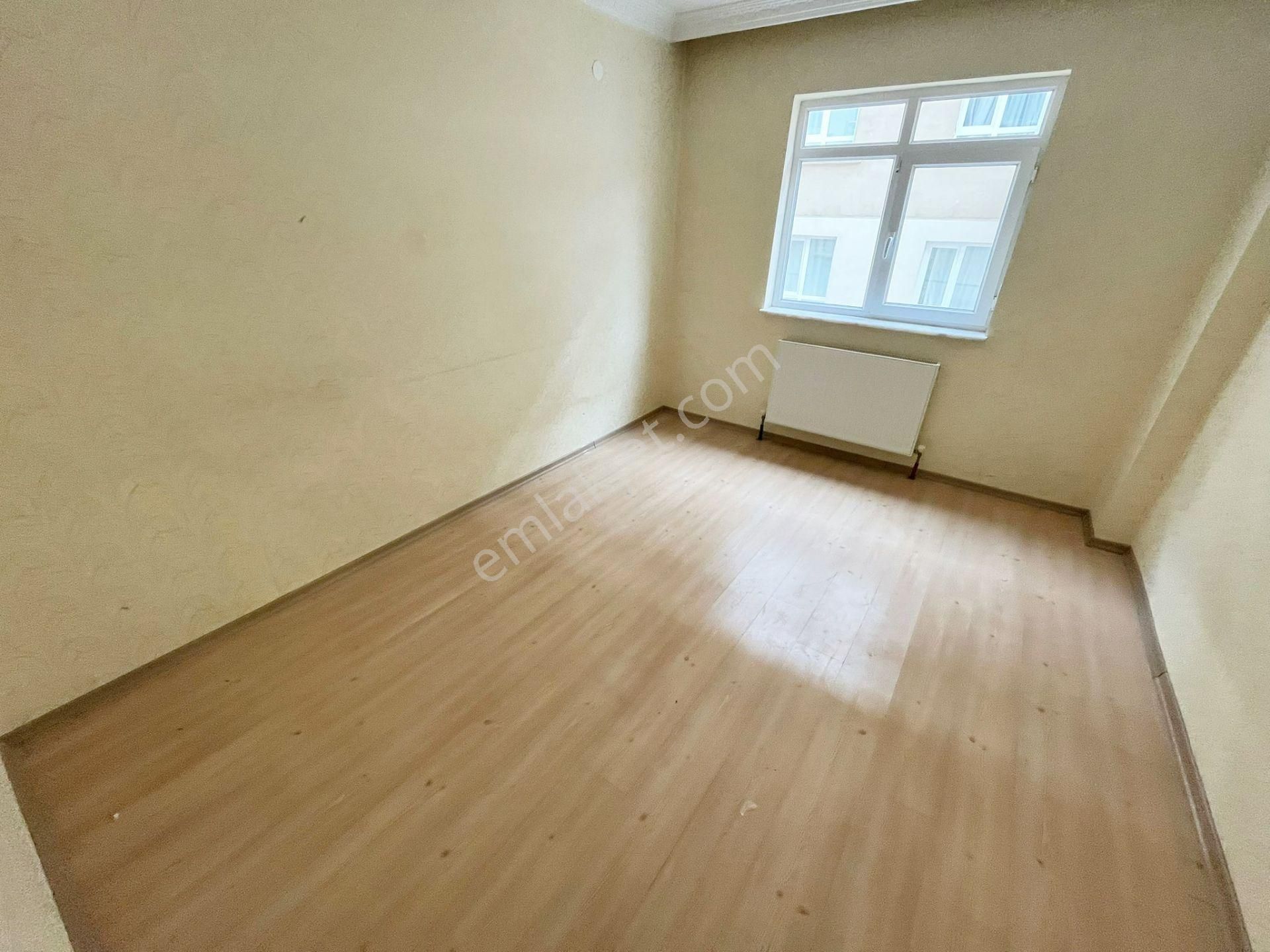 Yıldız'dan Cadde Üstü Ara Kat E.banyolu3+1 Kiralık !!!! - Görsel 16