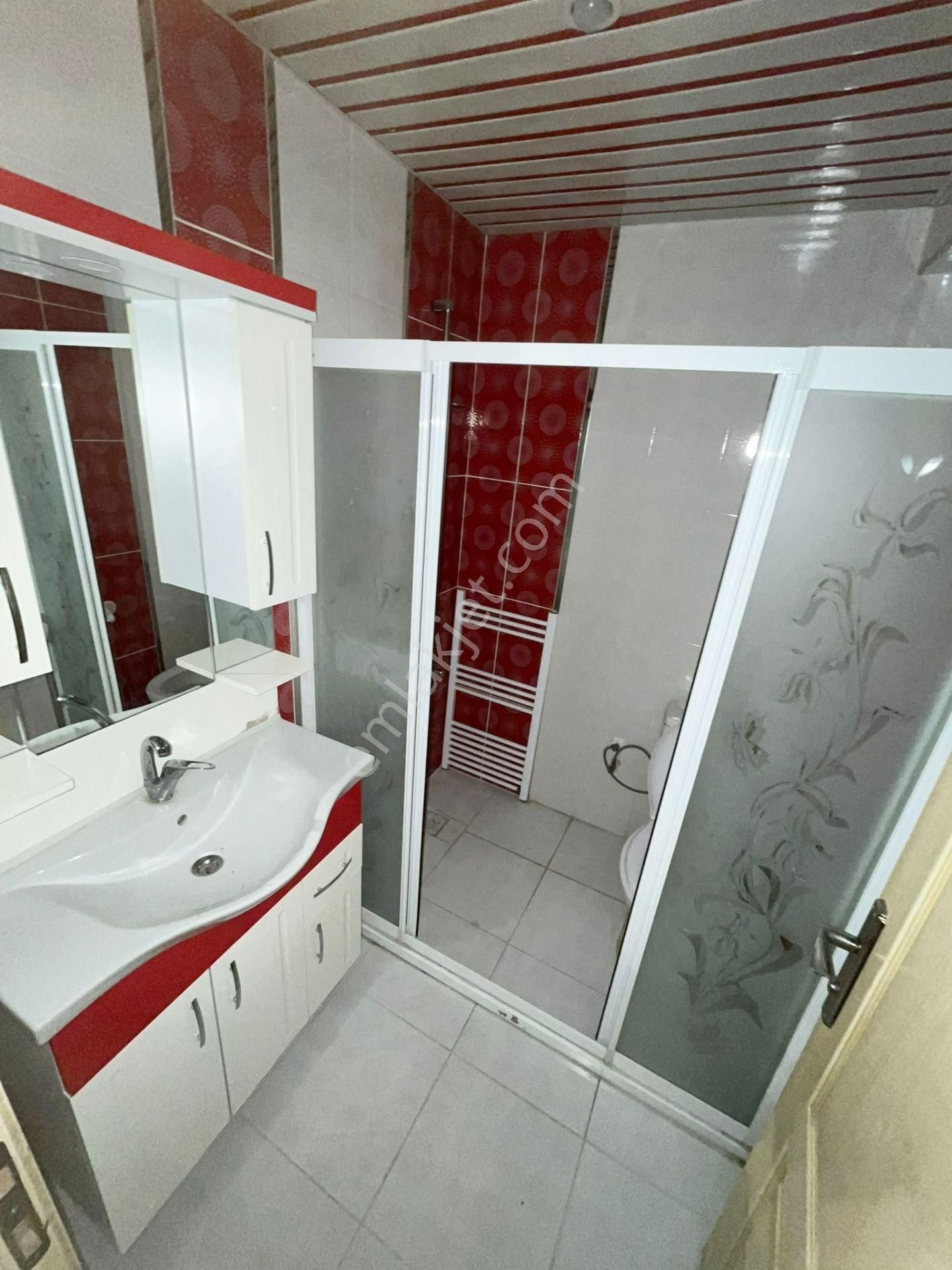 Yıldız'dan Cadde Üstü Ara Kat E.banyolu3+1 Kiralık !!!! - Görsel 25