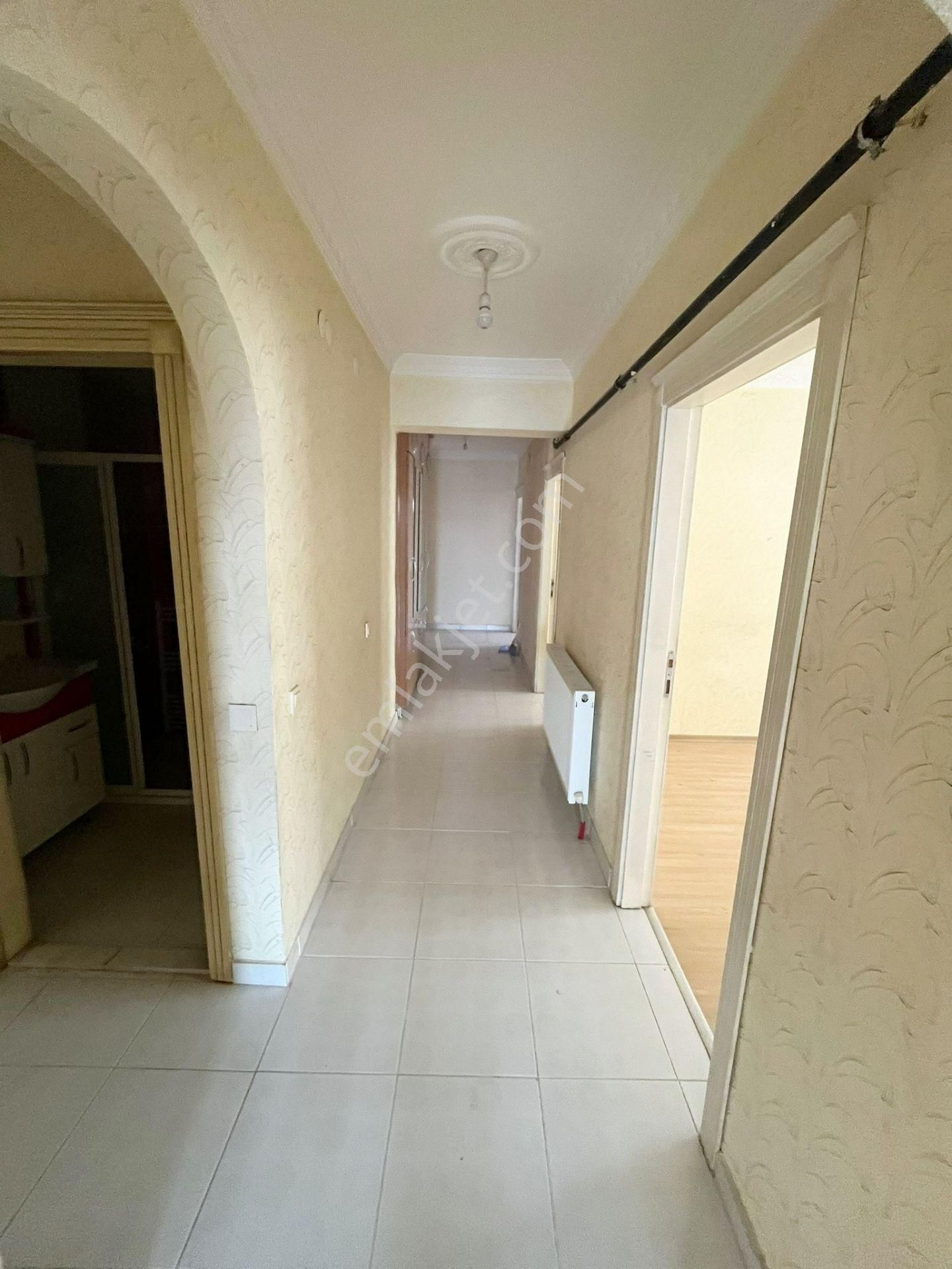 Yıldız'dan Cadde Üstü Ara Kat E.banyolu3+1 Kiralık !!!! - Görsel 28
