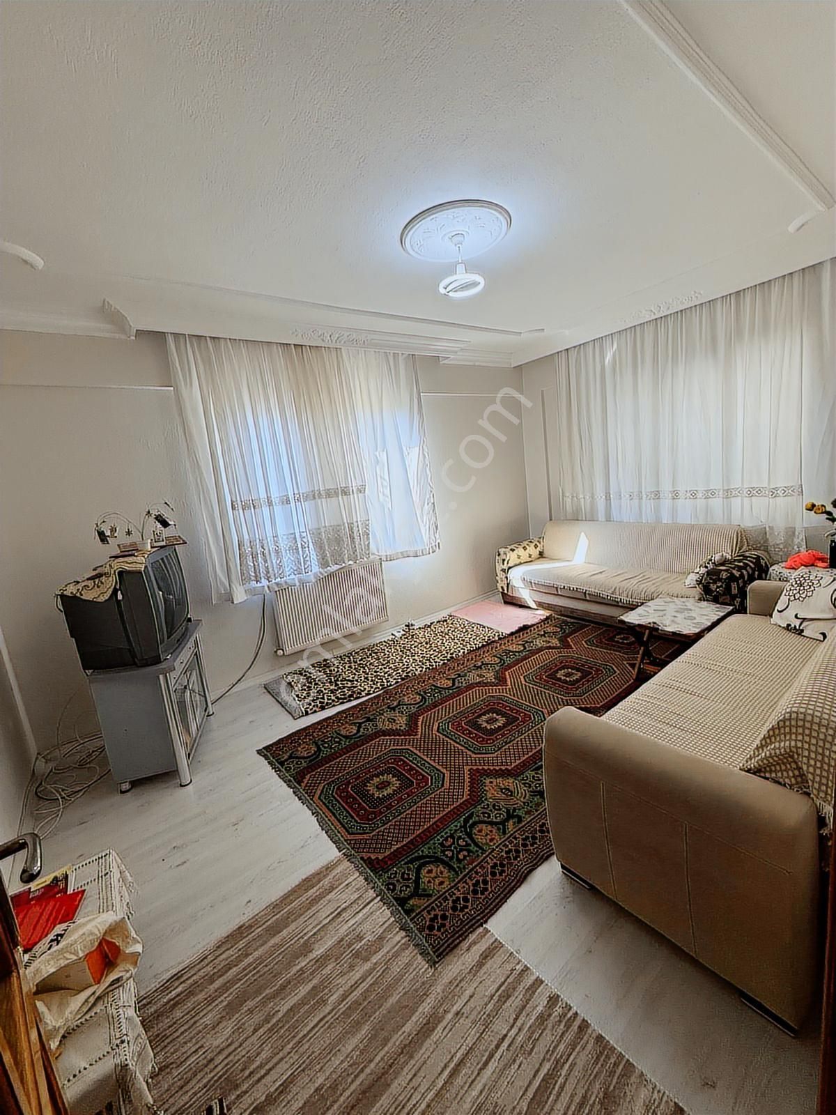 Bağbaşı Mah. Yeniyol Altı Kiralık 3+1 Geniş Kullanışlı Daire