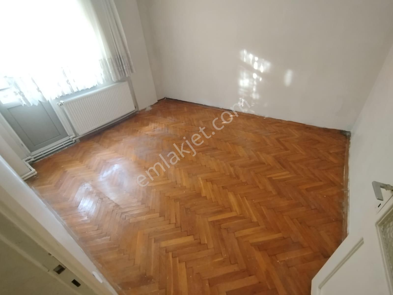 Aydın İnş Uğurmumcu Mah 3+1 120m2 1.kat Ulaşıma Yakın - Görsel 3