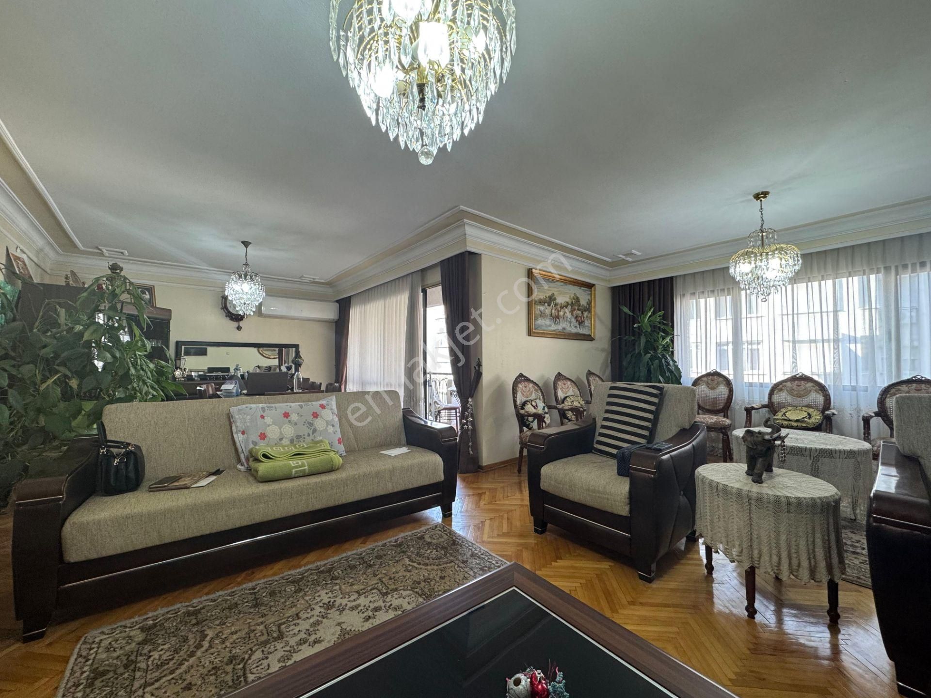 Msg Gayrımenkul'den Mithatpaşa Caddesinde 3+1 Geniş Ferah Fırsat Daire - Görsel 43