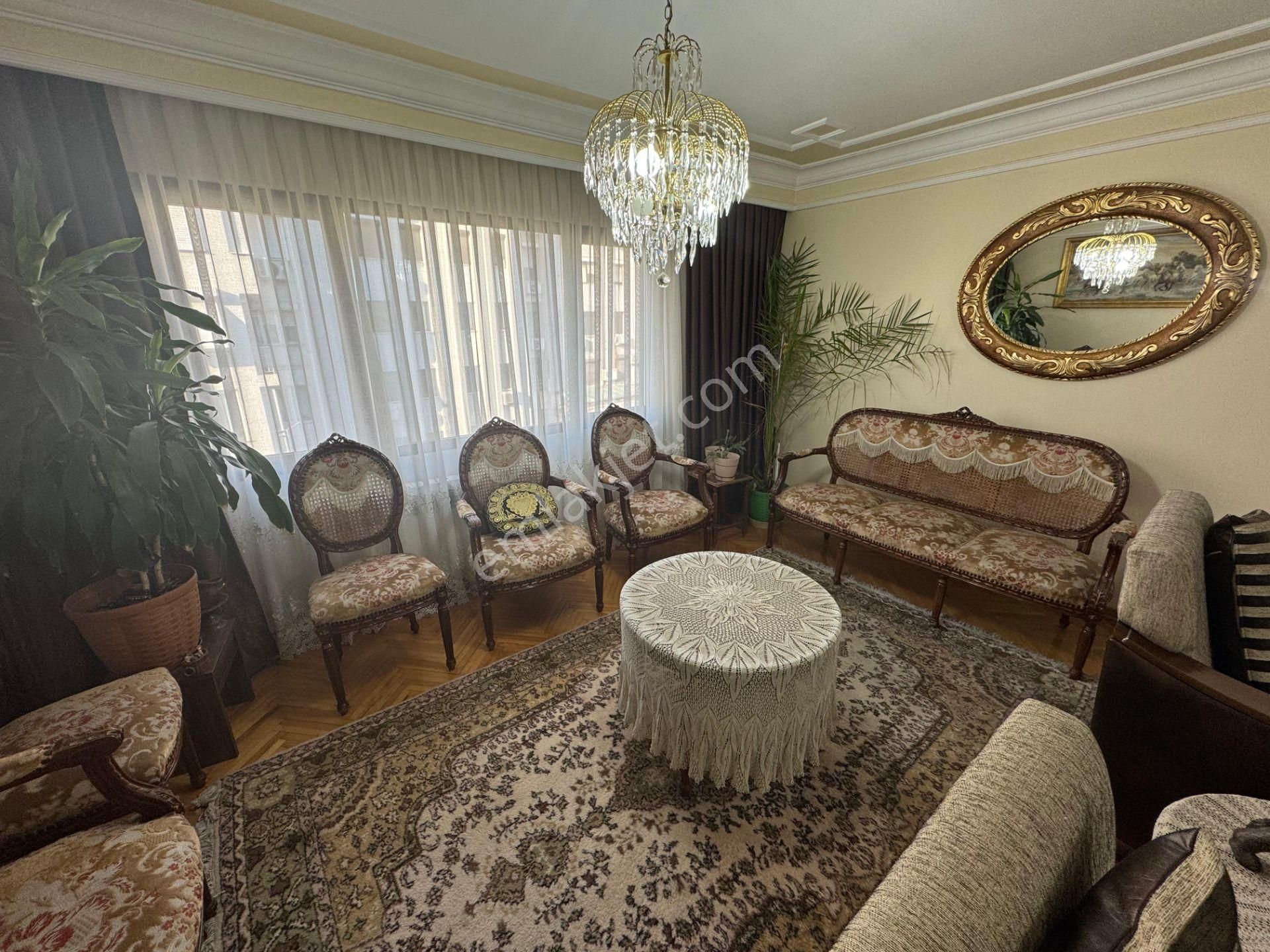 Msg Gayrımenkul'den Mithatpaşa Caddesinde 3+1 Geniş Ferah Fırsat Daire - Görsel 39