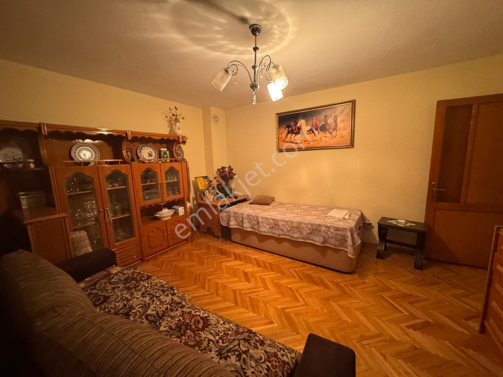 Msg Gayrımenkul'den Mithatpaşa Caddesinde 3+1 Geniş Ferah Fırsat Daire - Görsel 27