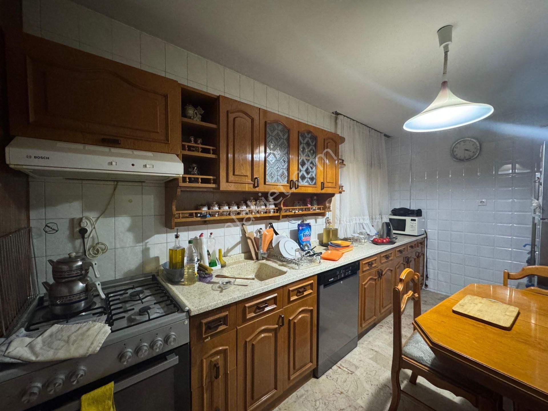 Msg Gayrımenkul'den Mithatpaşa Caddesinde 3+1 Geniş Ferah Fırsat Daire - Görsel 37