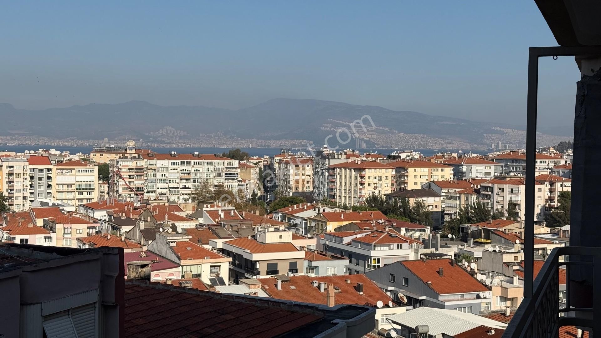 Denizmende Deniz Manzaralı Otoparklı Asansörlü 2+1 Satılık Daire