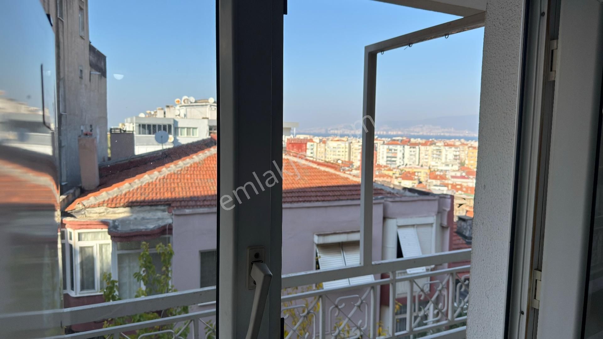 Denizmende Deniz Manzaralı Otoparklı Asansörlü 2+1 Satılık Daire - Görsel 15