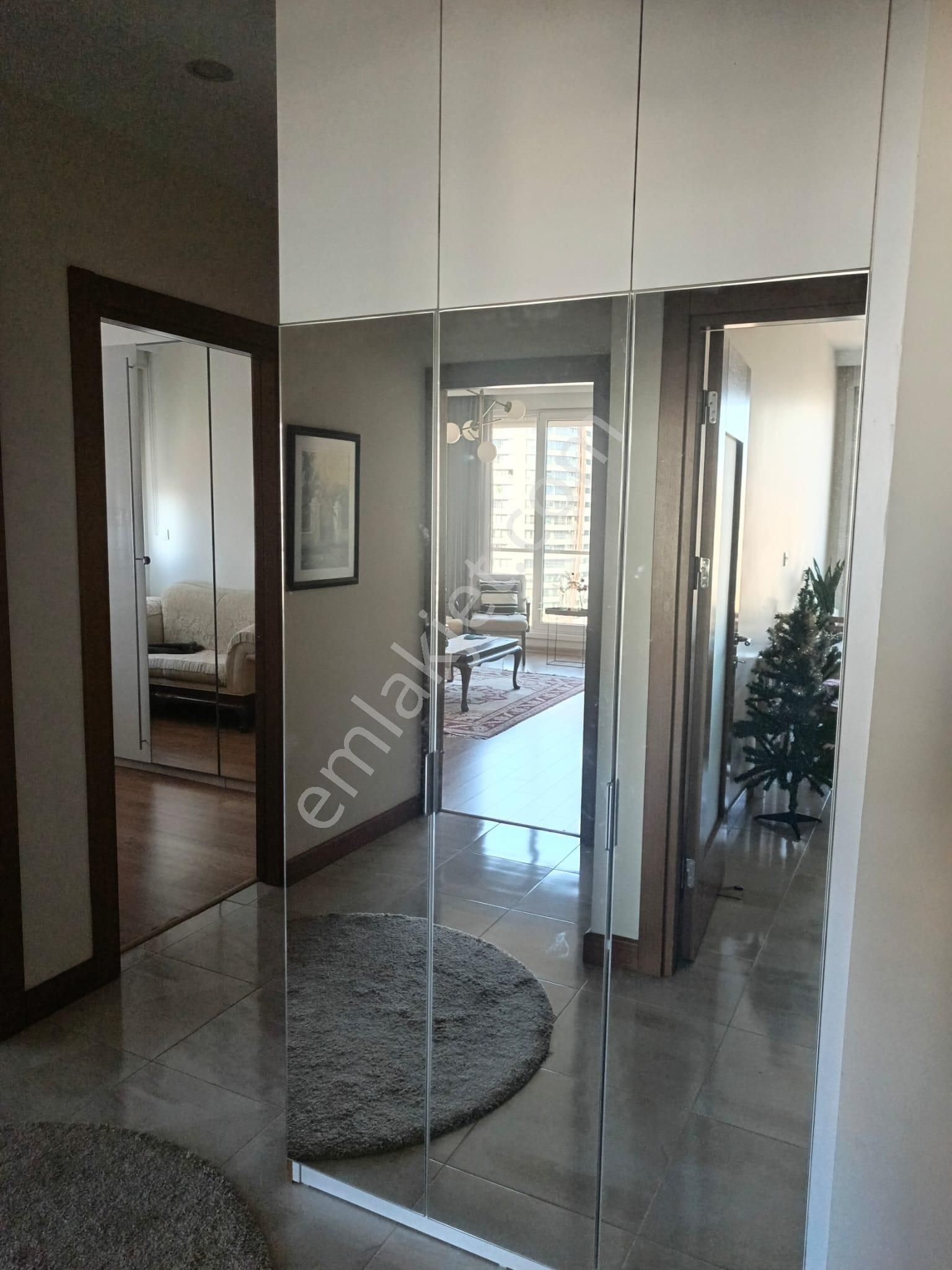 Marmaray Ve Metrobüs Çarprazında,3+1 Lüks Eşyalı,ebeveyn Banyolu - Görsel 13